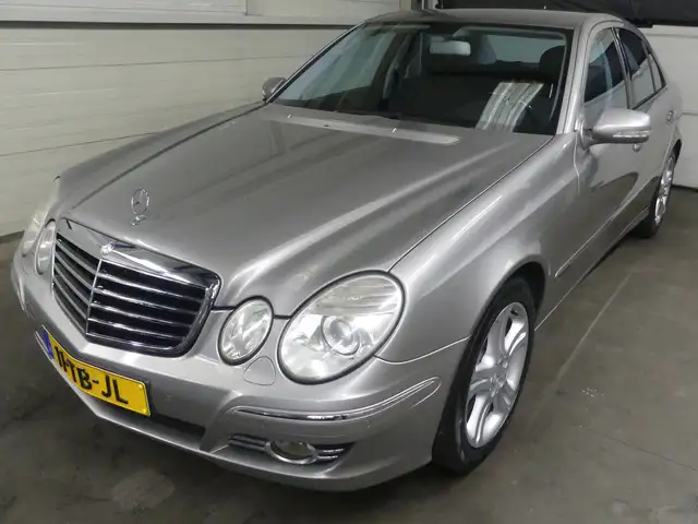 Mercedes-Benz E 280 Avantgarde - Automaat - Trekhaak