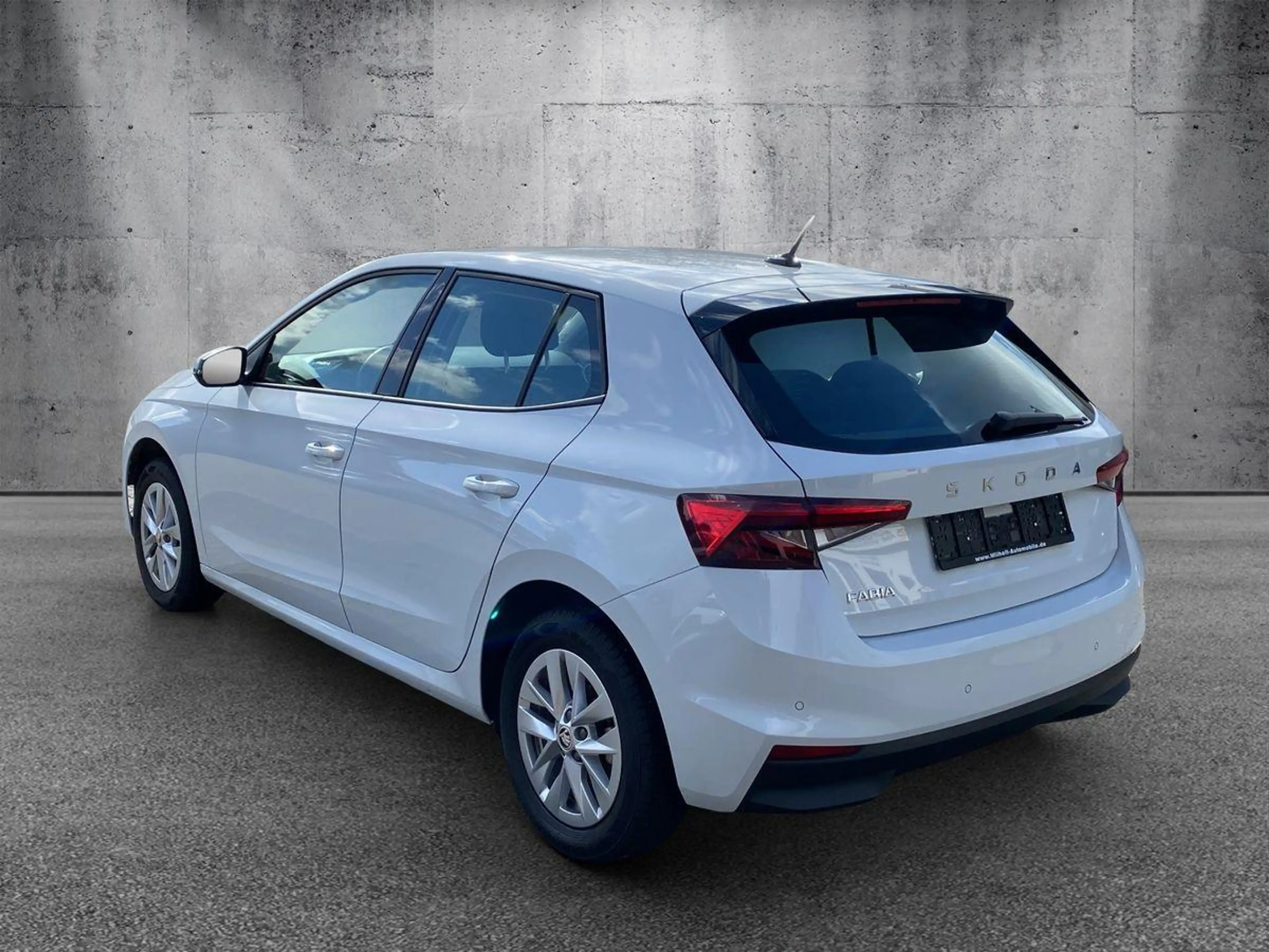 Skoda Fabia 1.0 TSI DSG R.Kamera/Klimaauto/ACC/Garantie — photo 4