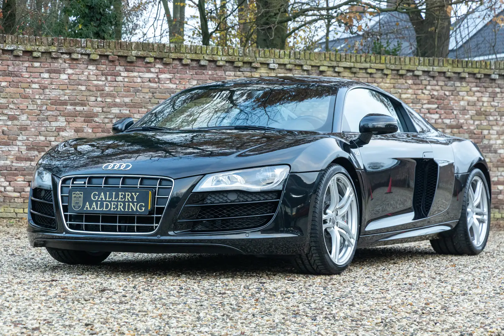 Audi R8 5.2 V10 FSI Coupé "Recently serviced" Executed in Negru - 1