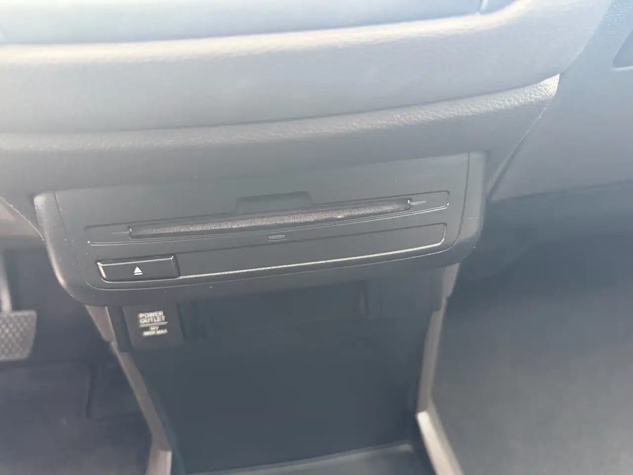 Honda Odyssey снимка Honda Odyssey
