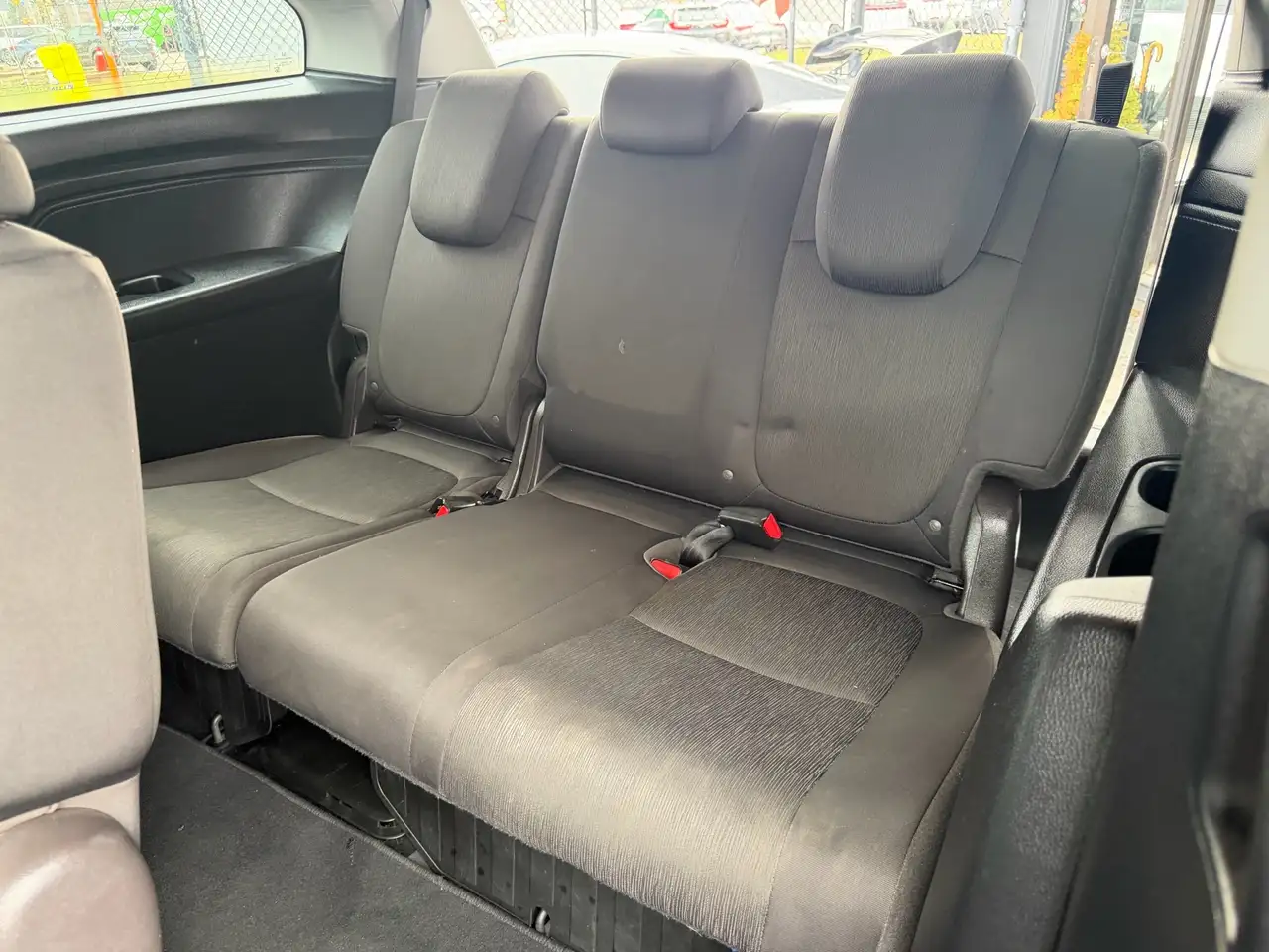Honda Odyssey снимка Honda Odyssey