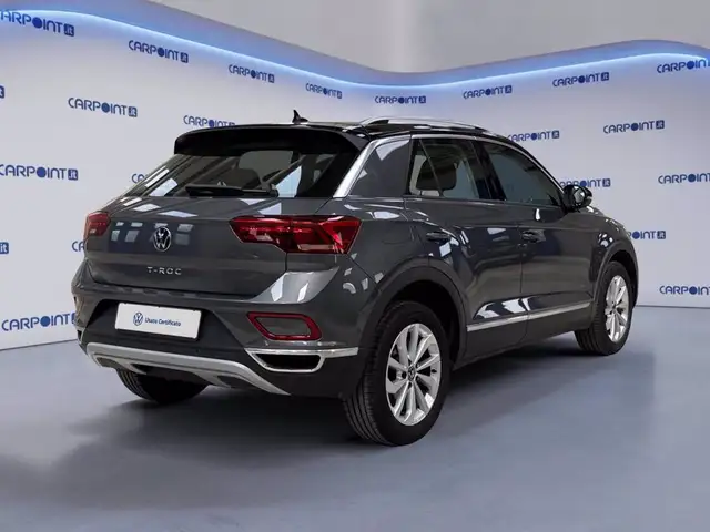 Volkswagen T-Roc view 6