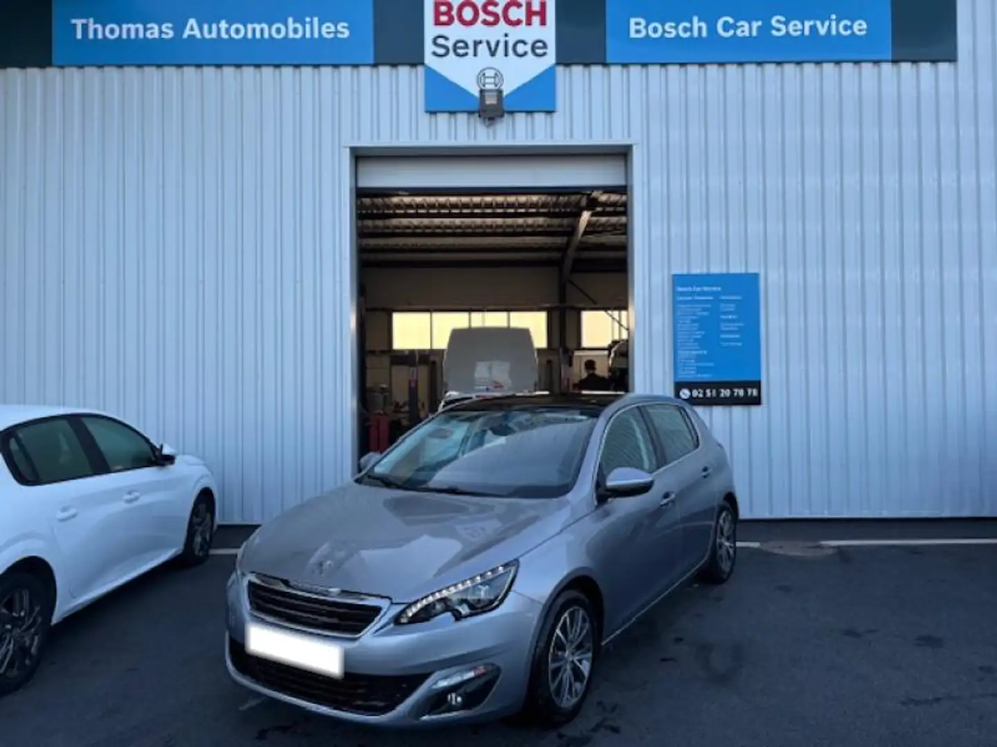 Peugeot 308 1.6 BlueHDi 120ch Allure S\u0026S 5p Gris - 1