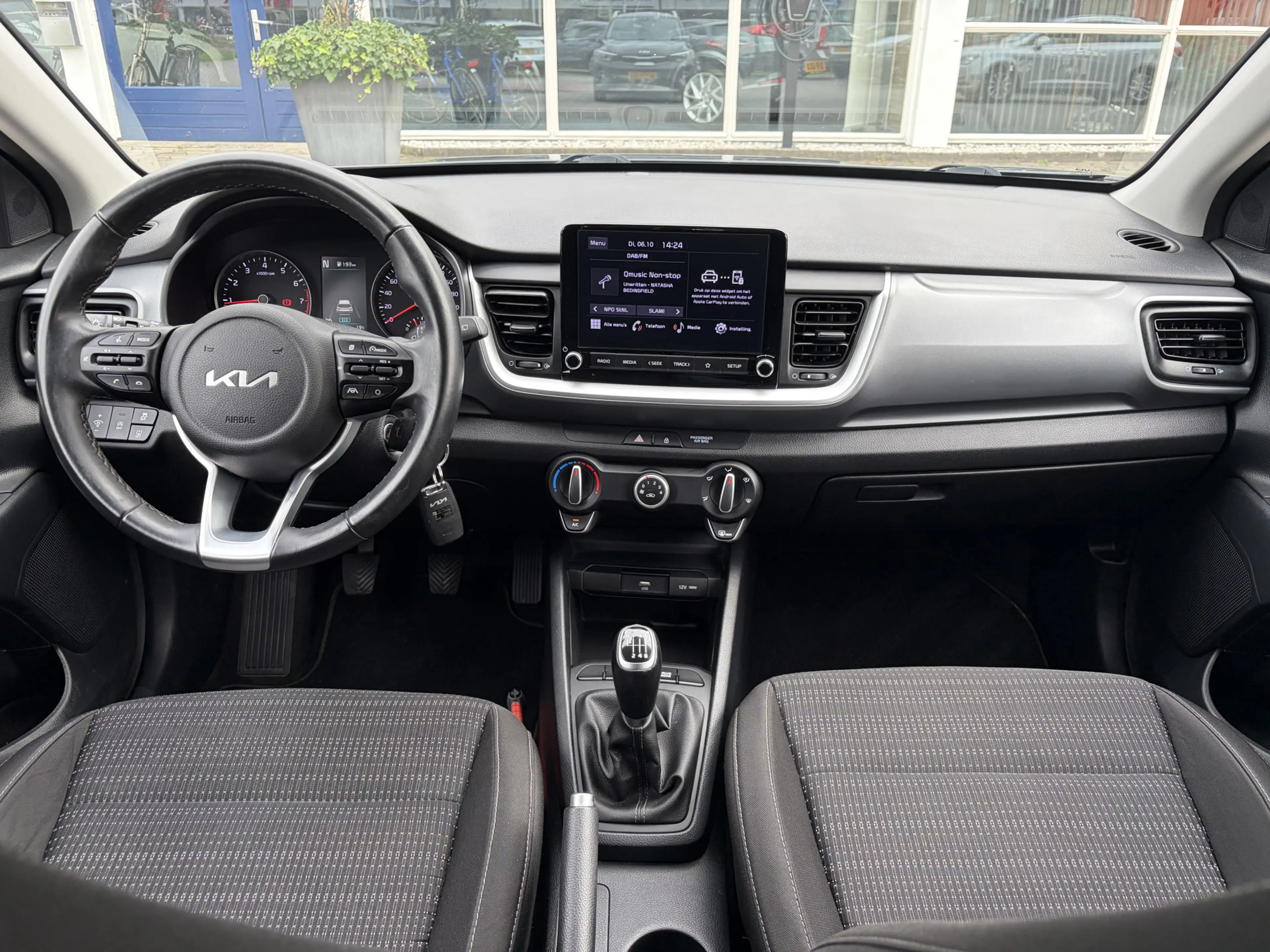 Kia Stonic 1.0 T-GDi MHEV DynamicLine | Camera | Carplay | Cr — photo 2