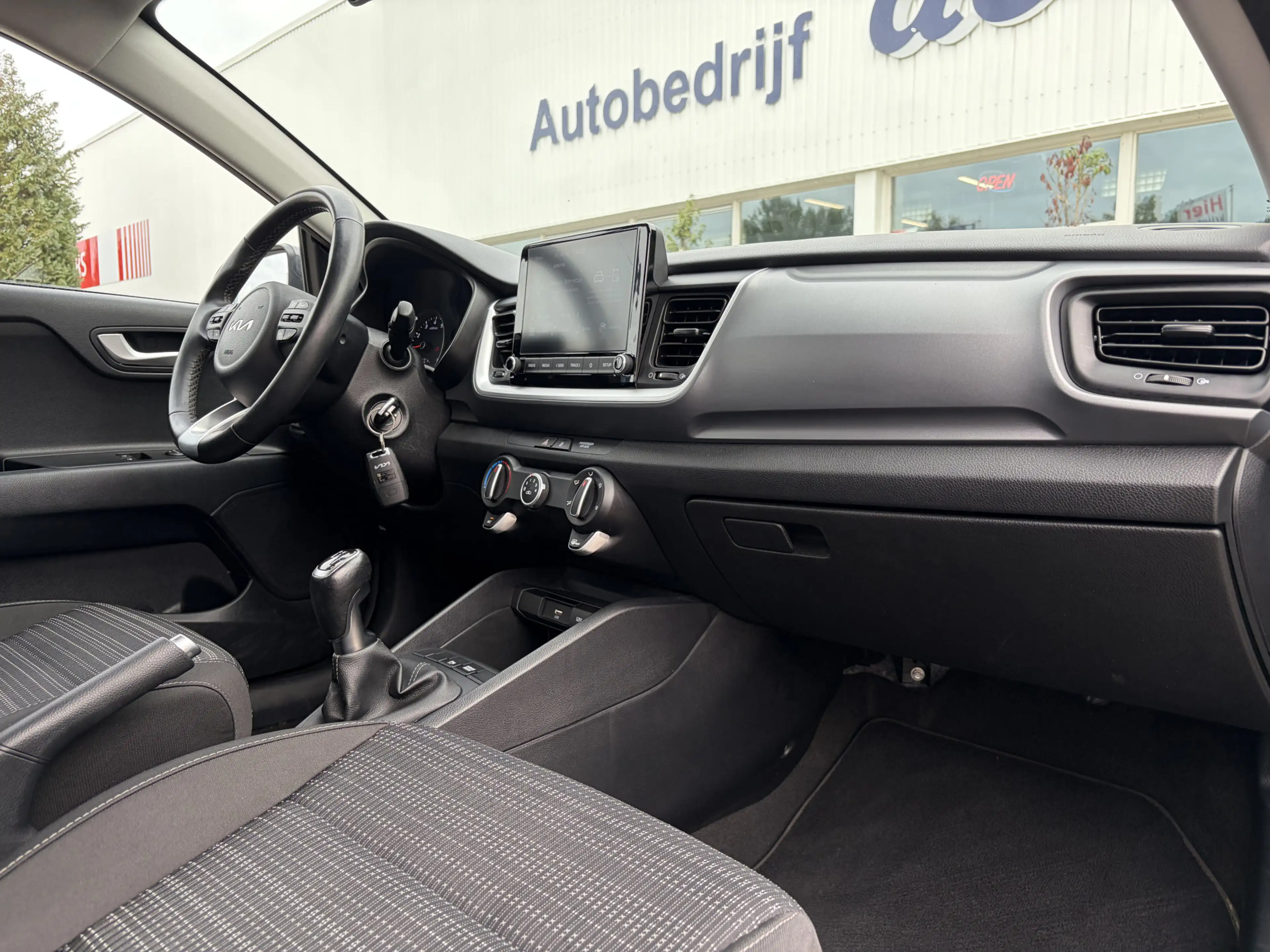 Kia Stonic 1.0 T-GDi MHEV DynamicLine | Camera | Carplay | Cr — photo 7