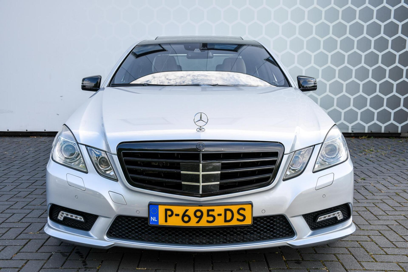 Mercedes-Benz E 350 CGI Avantgarde Schuifdak AMG Leer LED — photo 2