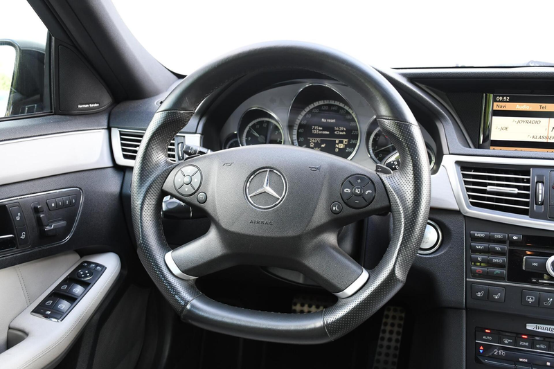 Mercedes-Benz E 350 CGI Avantgarde Schuifdak AMG Leer LED — photo 8