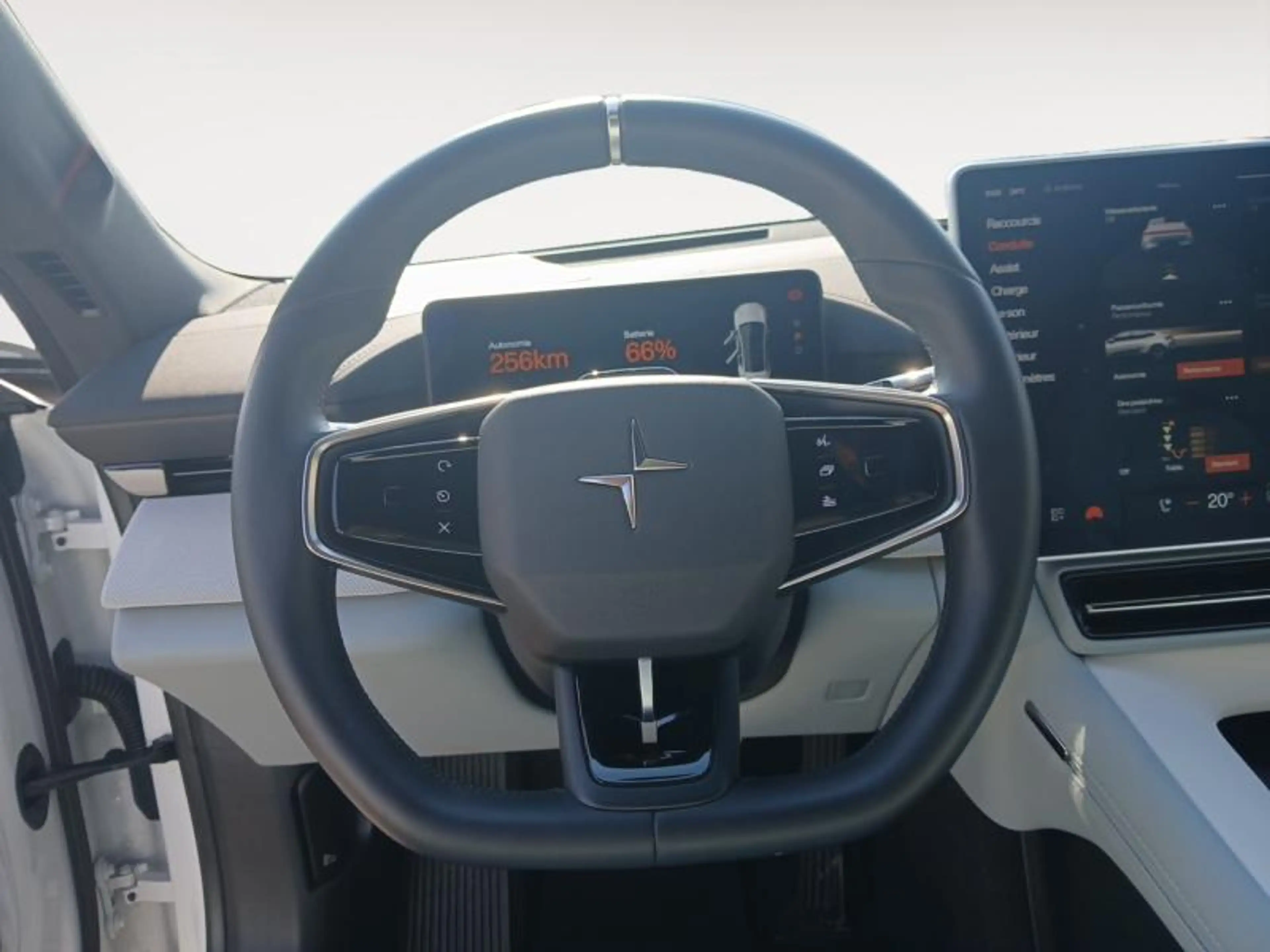 Polestar 4 Dual Motor Performance / Electrique — photo 10