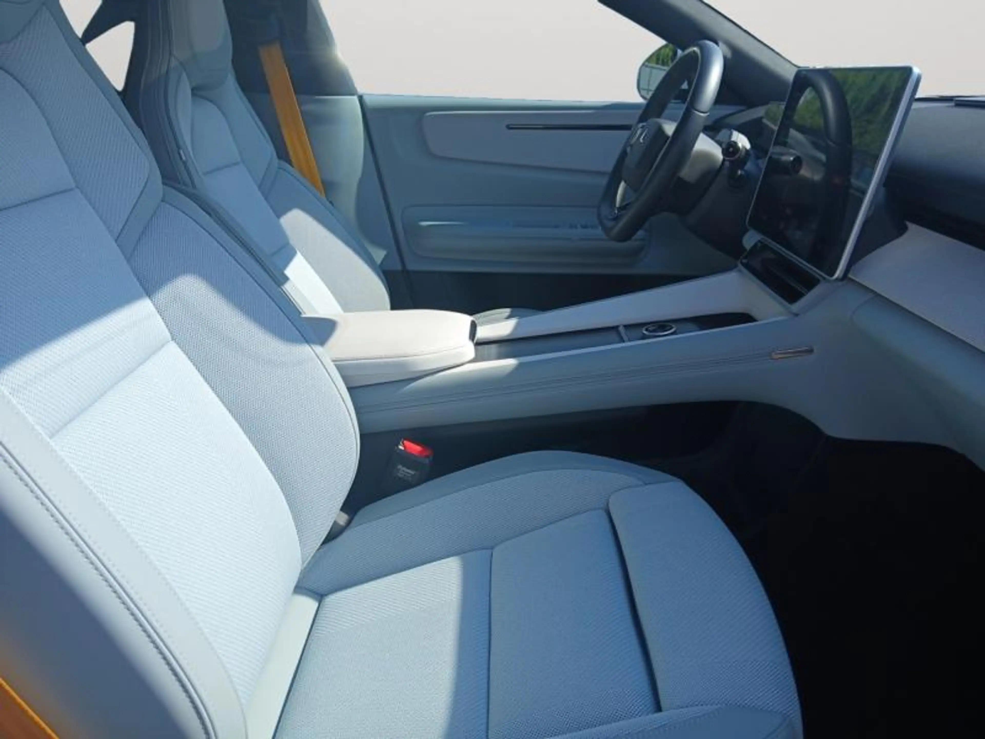 Polestar 4 Dual Motor Performance / Electrique — photo 13