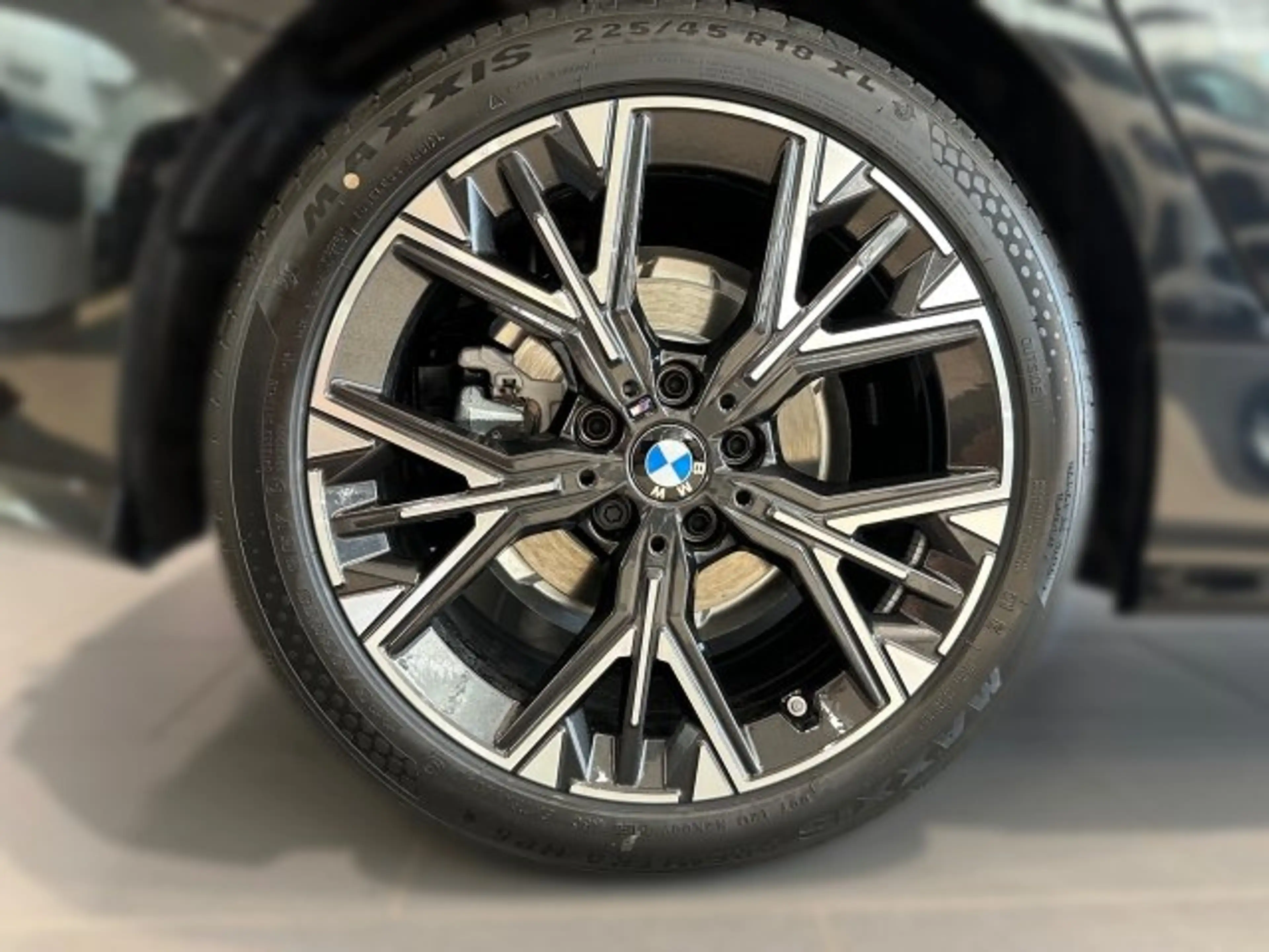 BMW 120 d 5-Türer F70 B47 — photo 5