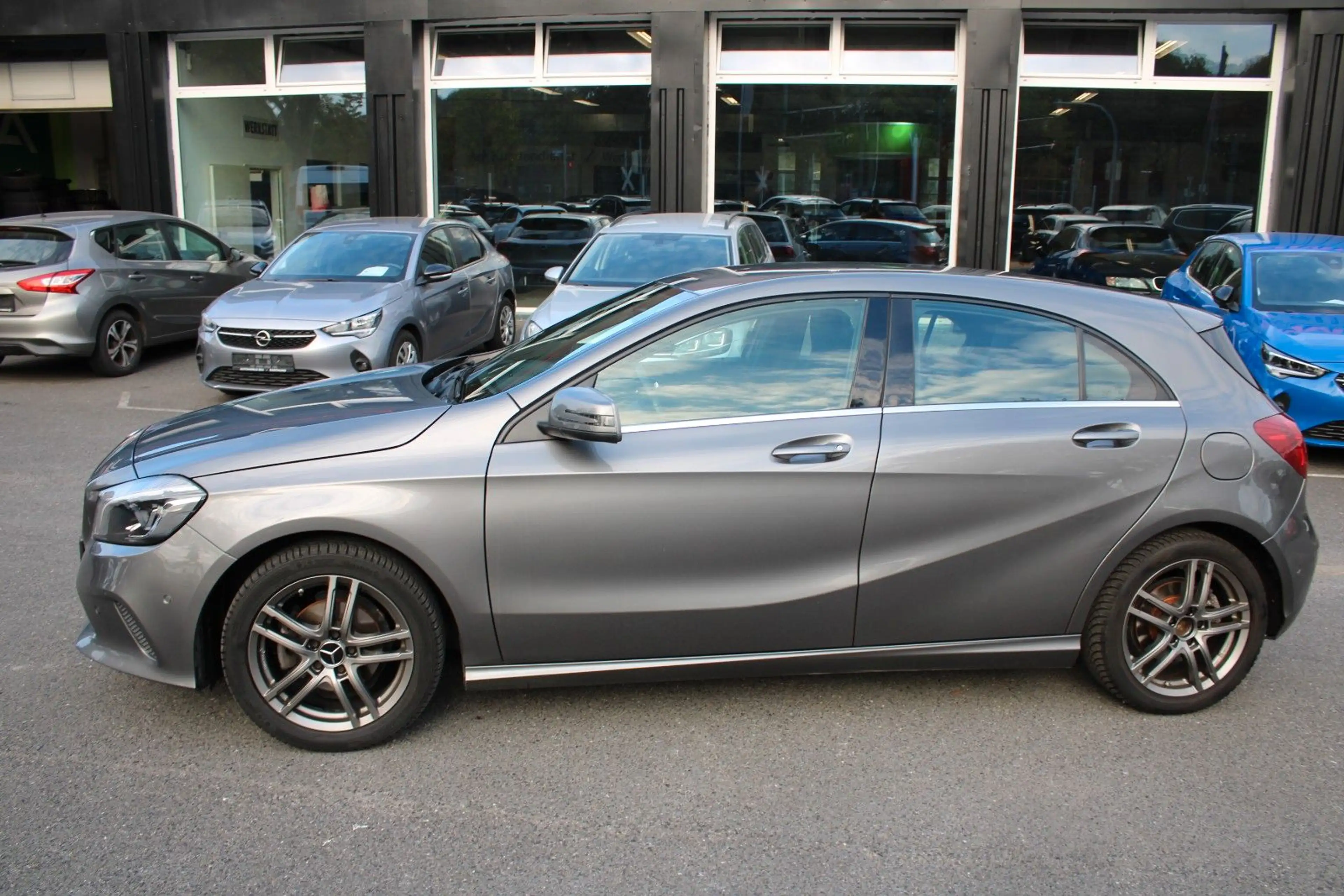Mercedes-Benz A 180 CDI / d BlueEfficiency/KAM/LED/TOP/PDC/ — photo 6