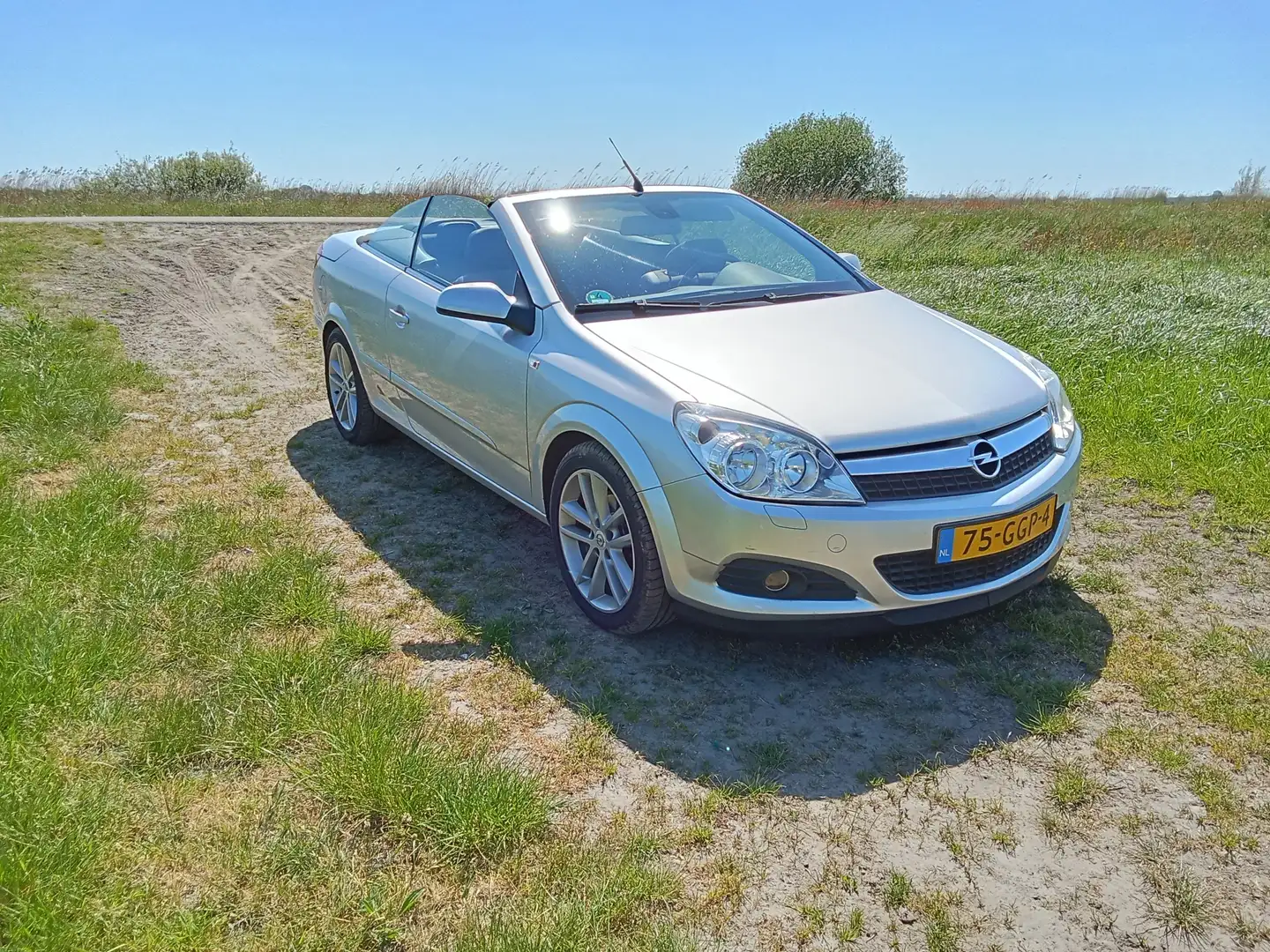 Opel Astra Astra 1.6 Temptation Zilver - 1