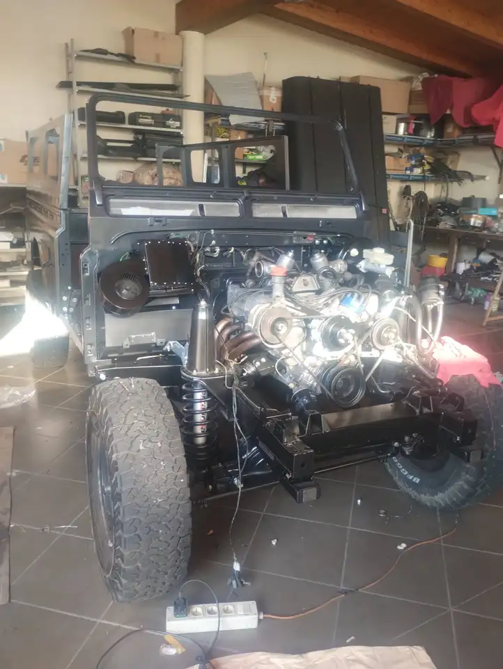 Land Rover Defender V8, foto 11