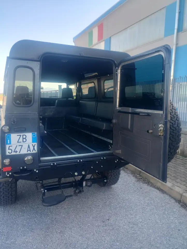 Land Rover Defender V8, foto 10