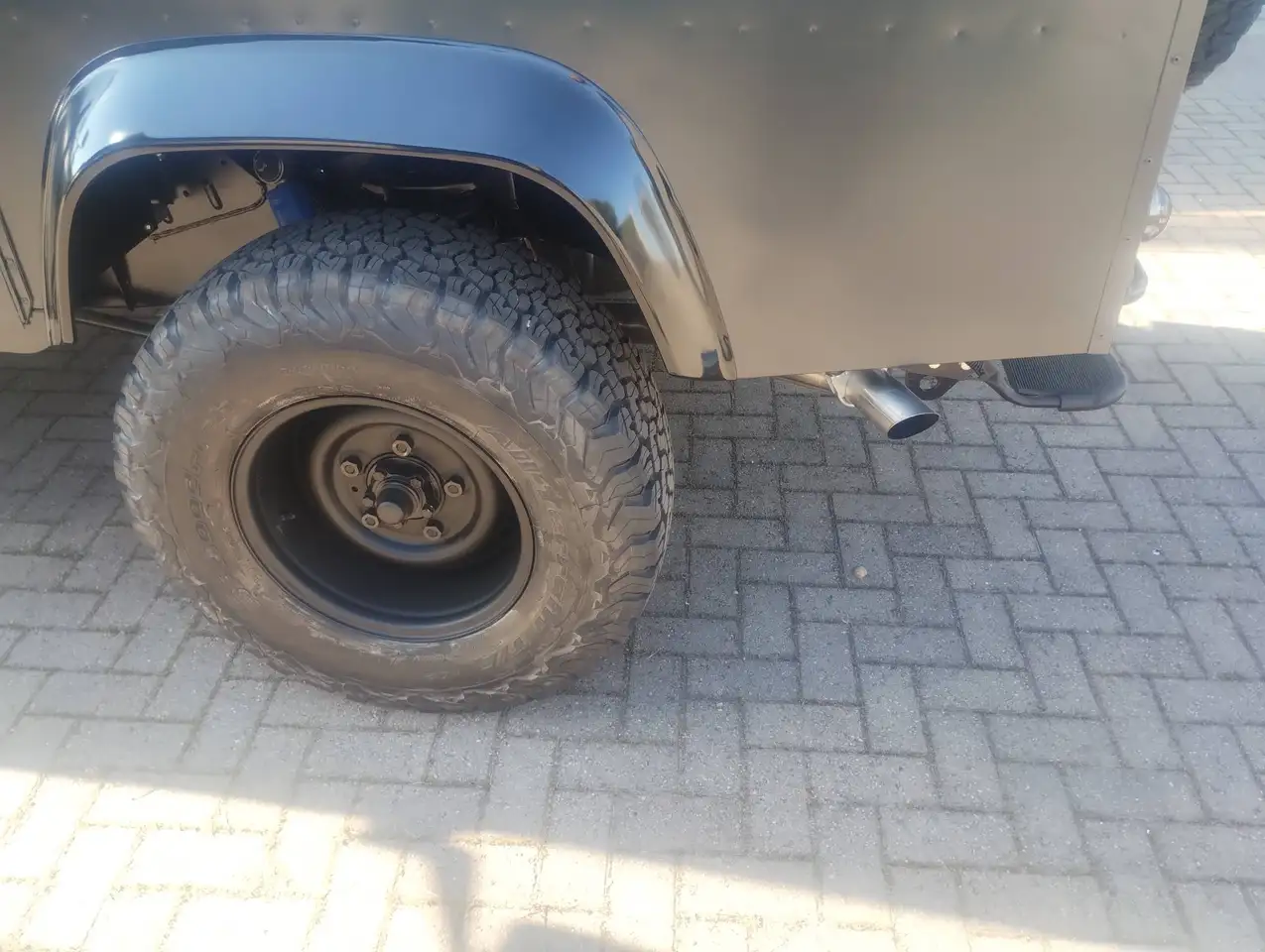 Land Rover Defender V8, foto 4
