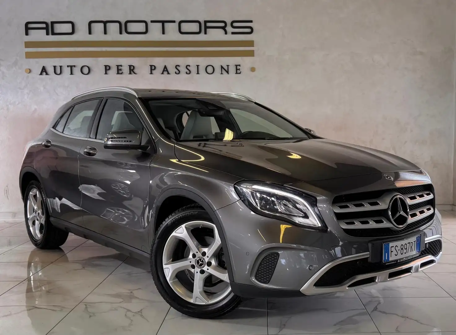 Mercedes-Benz GLA 200 Unico proprietario Km 39.000 VERI - 1