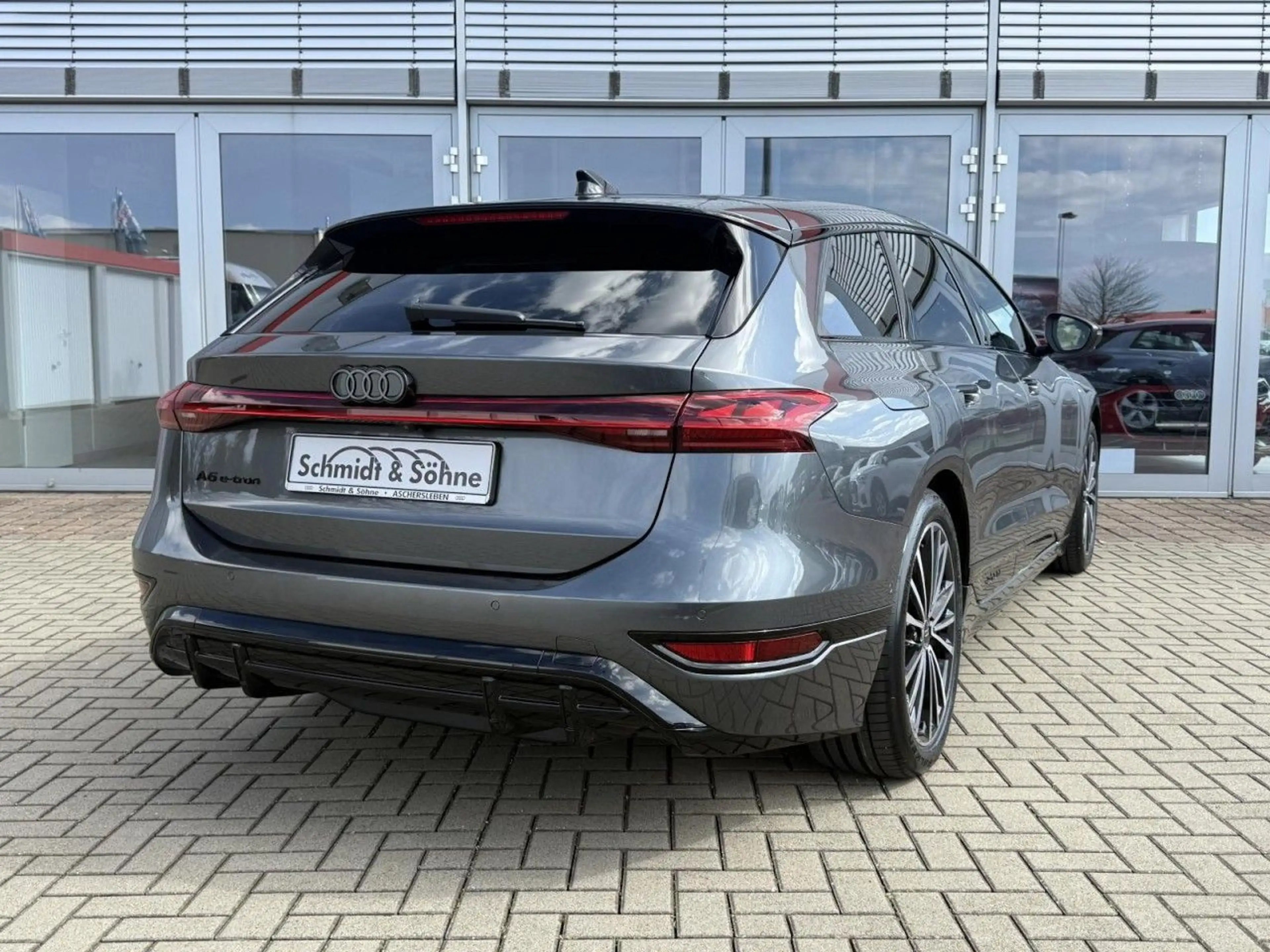 Audi A6 e-tron performance S line LUFT, HEAD, — photo 5