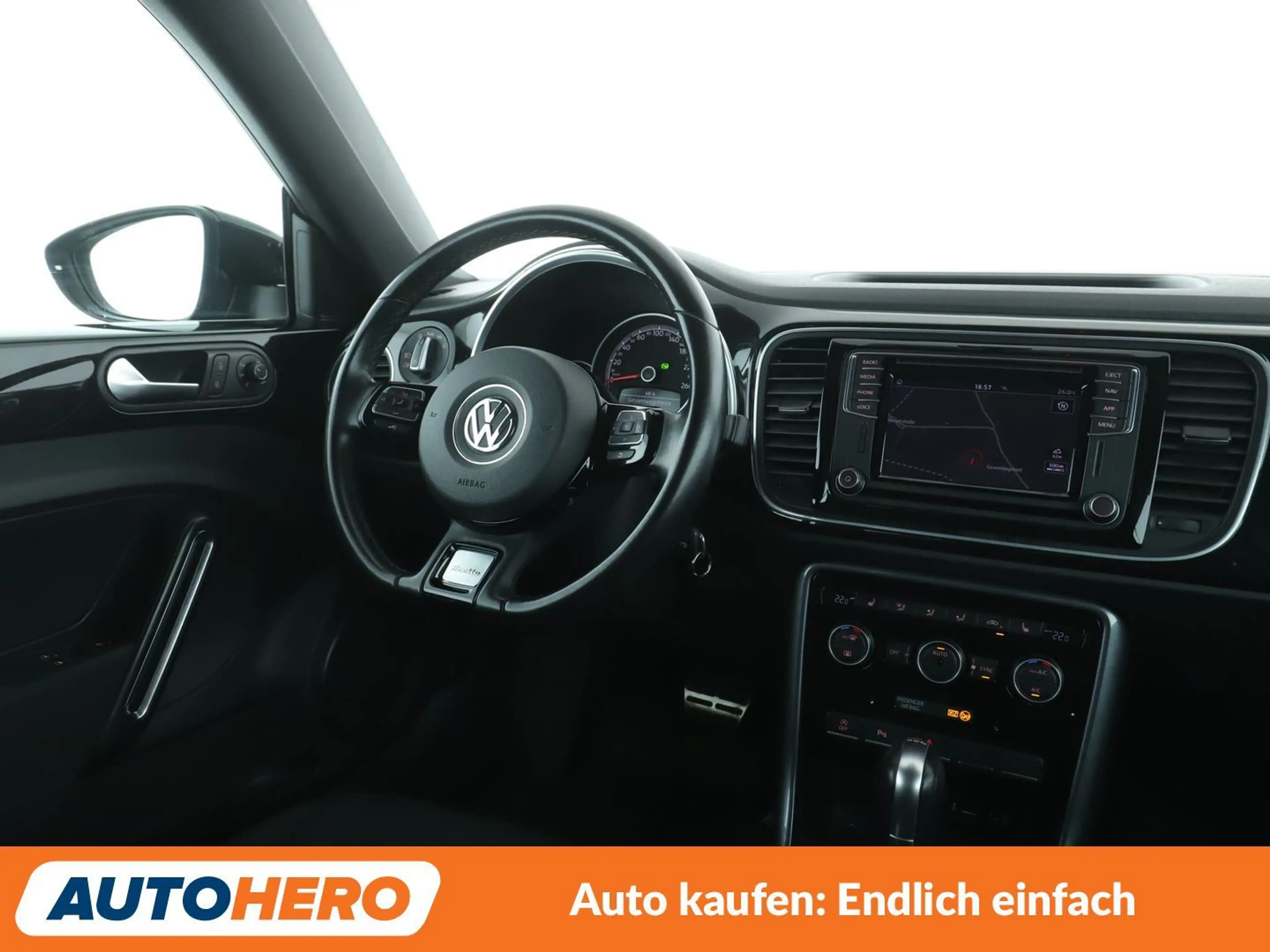 Volkswagen Beetle 1.4 TSI Design BlueMotion Tech Aut*NAVI*PDC*SHZ* — photo 13