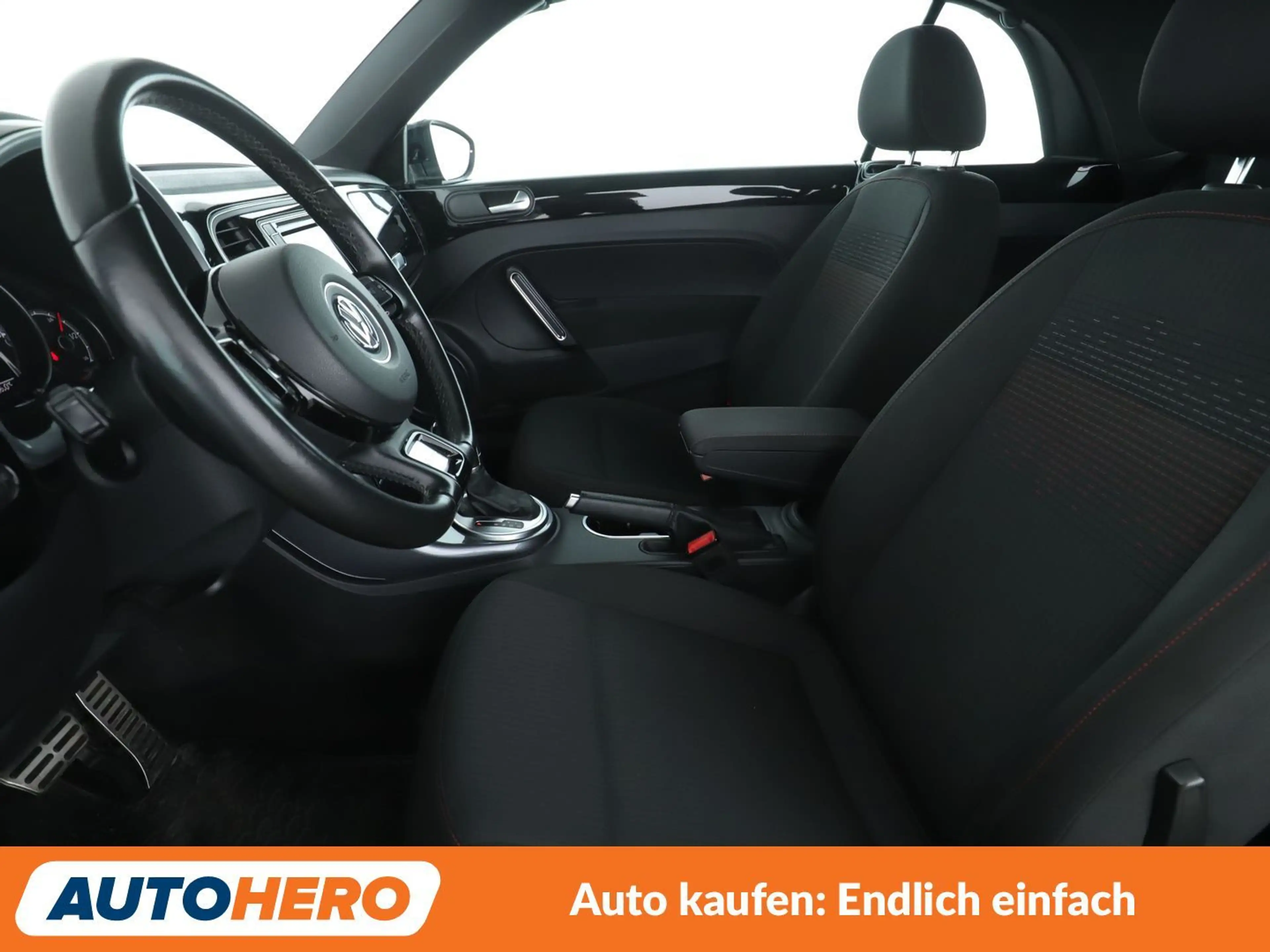 Volkswagen Beetle 1.4 TSI Design BlueMotion Tech Aut*NAVI*PDC*SHZ* — photo 10