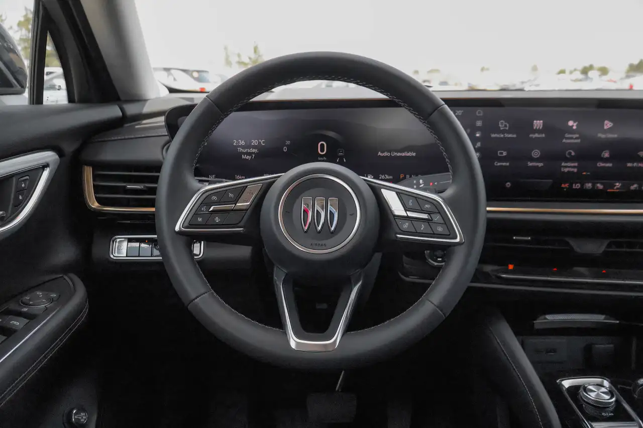 Buick Envision photo Buick Envision
