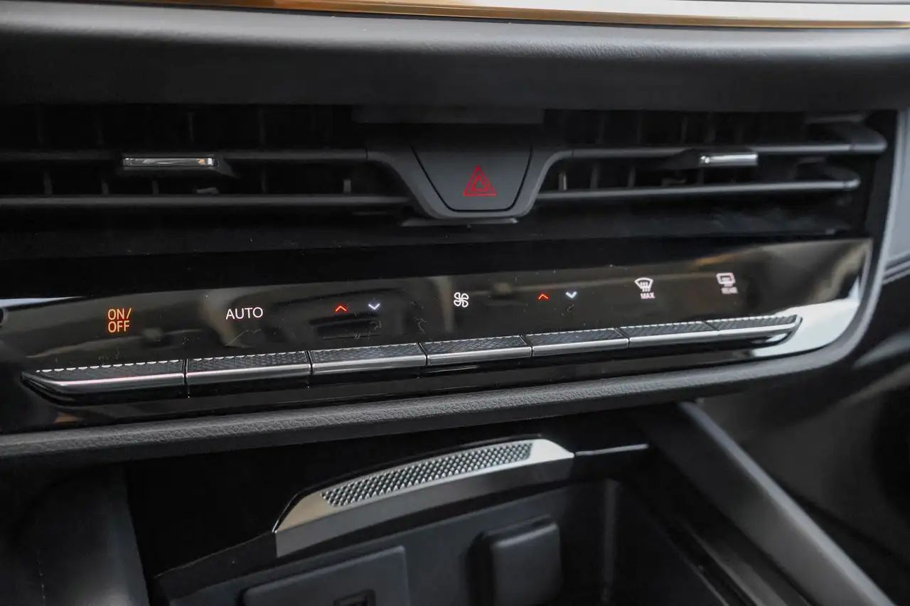 Buick Envision photo Buick Envision