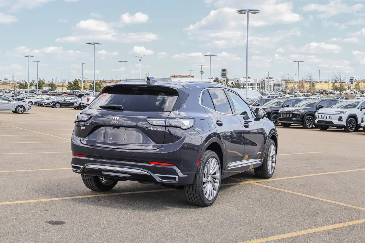 Buick Envision photo Buick Envision