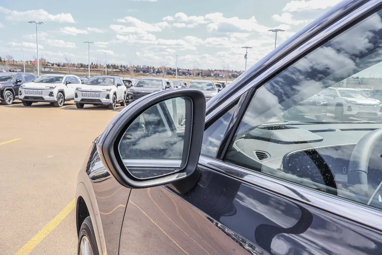 Buick Envision photo Buick Envision