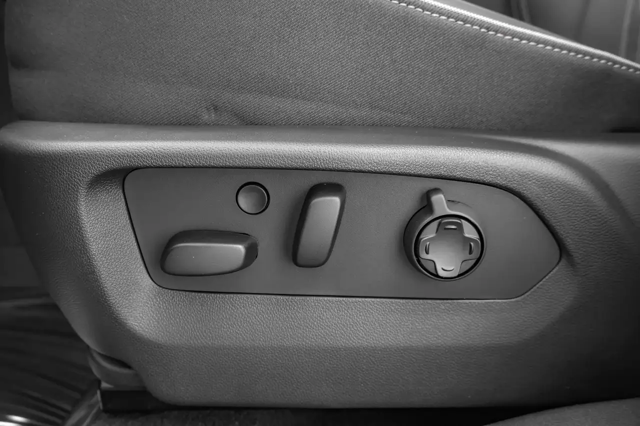 Buick Envision photo Buick Envision