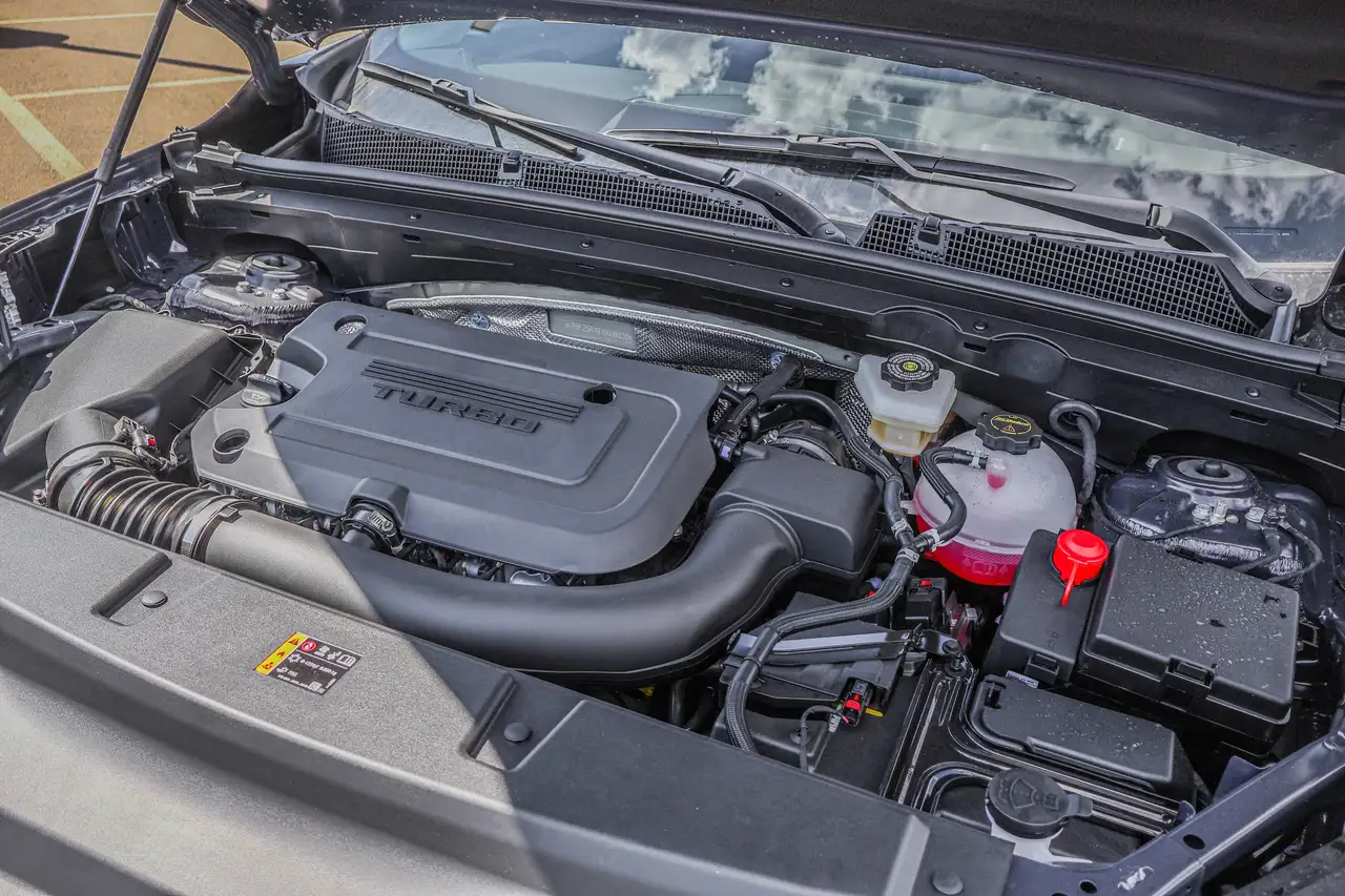 Buick Envision photo Buick Envision