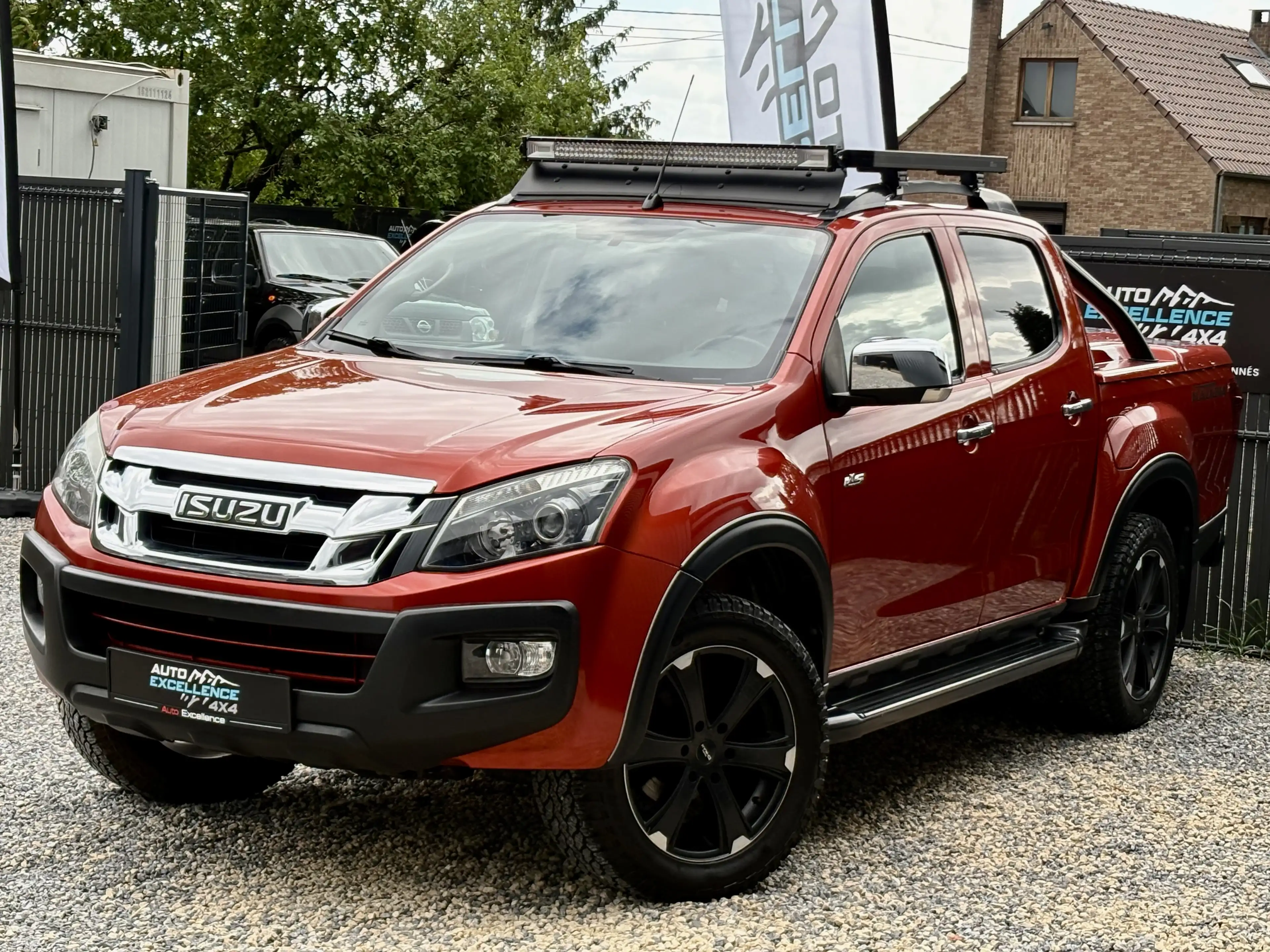 Isuzu D-Max 2.5 Turbo Di 4WD Katana/ Full Options/ Neuve — photo 3