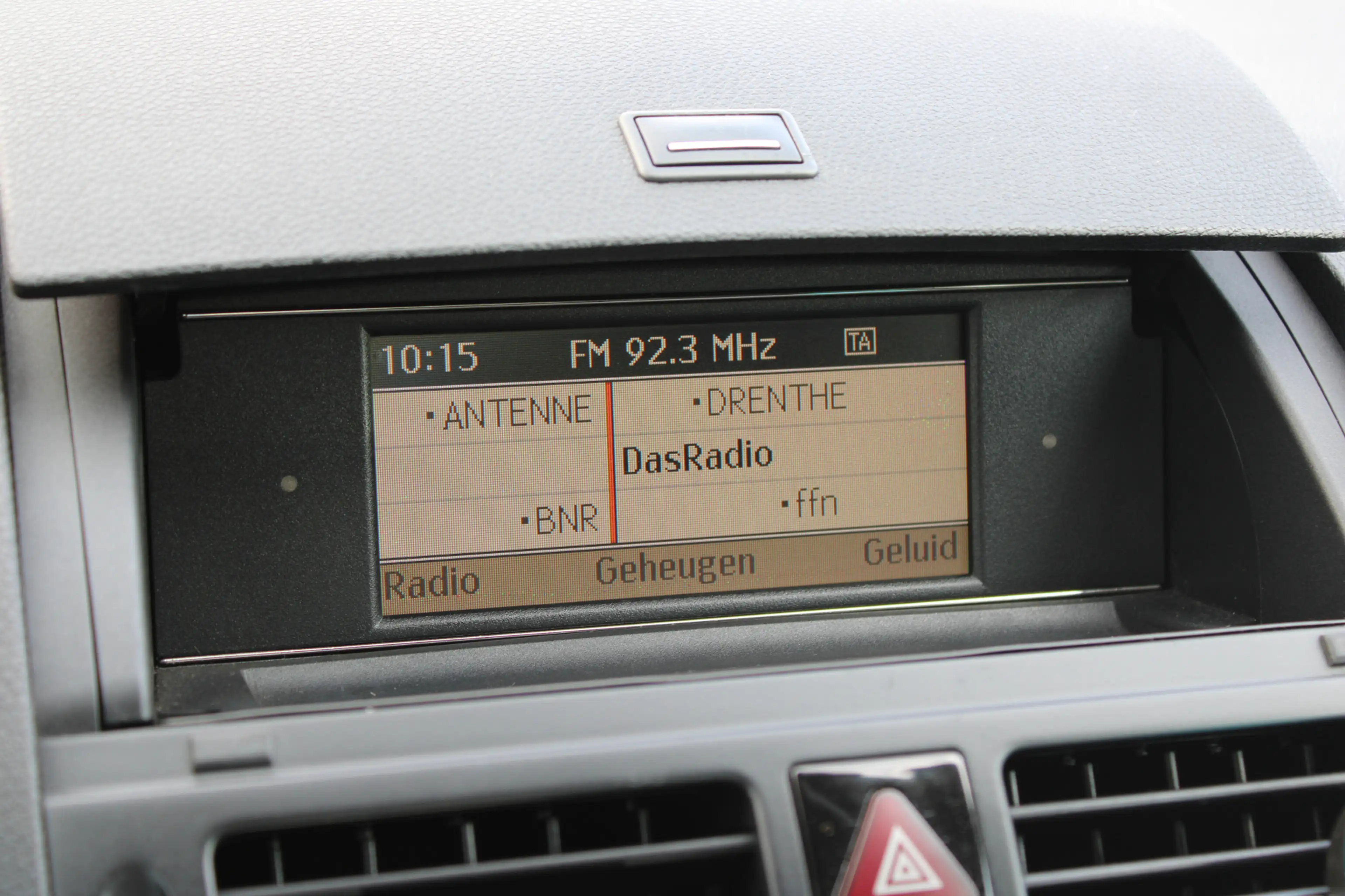 Mercedes-Benz C 180 K BlueEFFICIENCY Business Edition Elegance — photo 15