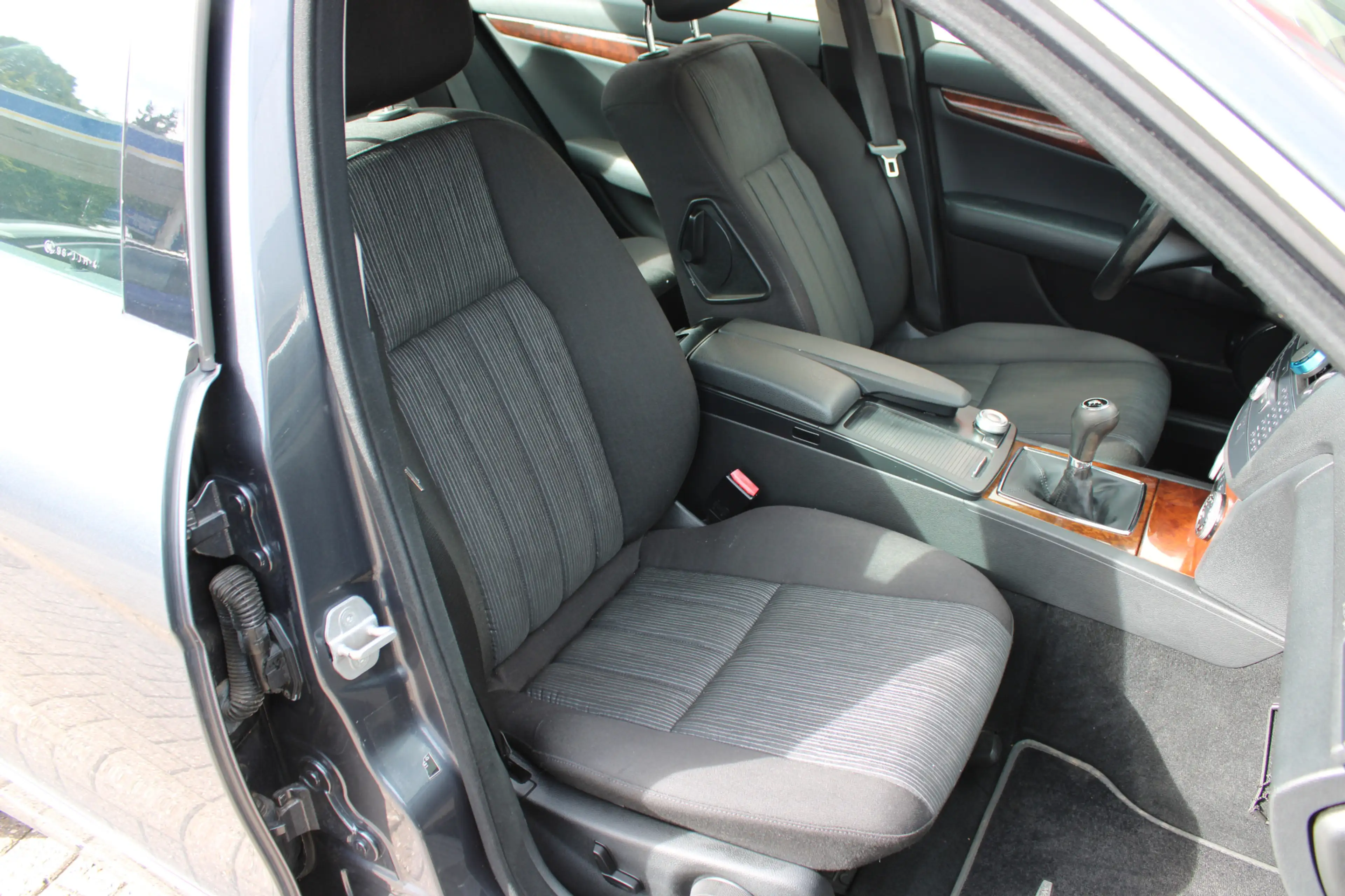 Mercedes-Benz C 180 K BlueEFFICIENCY Business Edition Elegance — photo 24