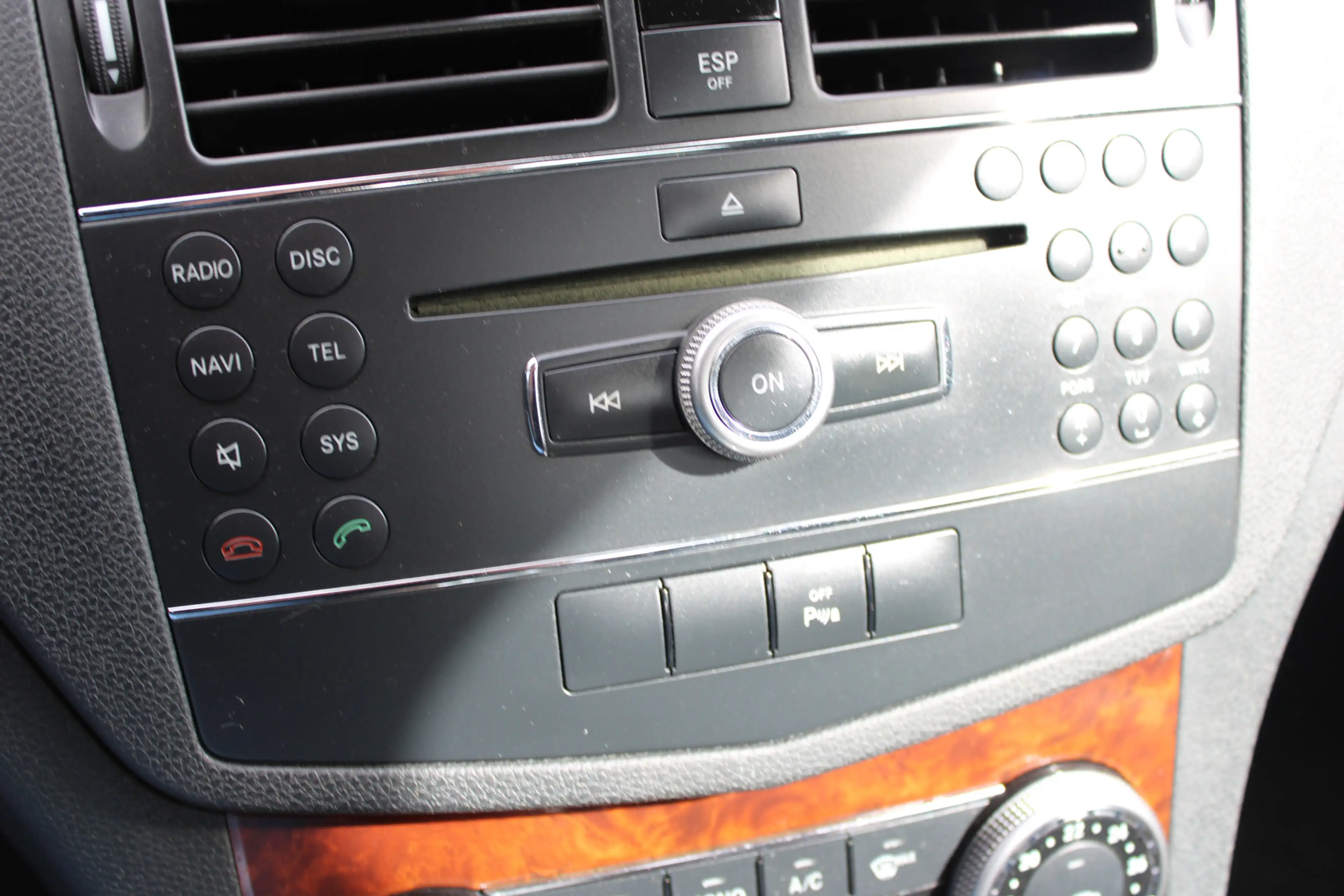 Mercedes-Benz C 180 K BlueEFFICIENCY Business Edition Elegance — photo 16