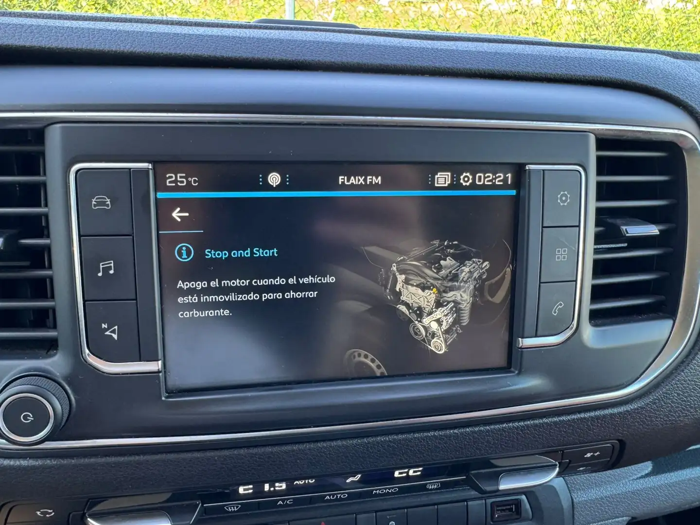 Peugeot Expert 2.0 disel Marrón - 2