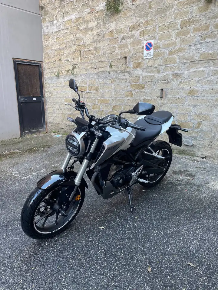 Honda CB 125