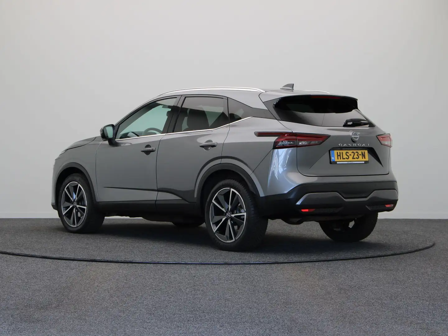 Nissan Qashqai 158pk MHEV Xtronic Tekna | Stoel, Stuur en Voorrui Grijs - 2