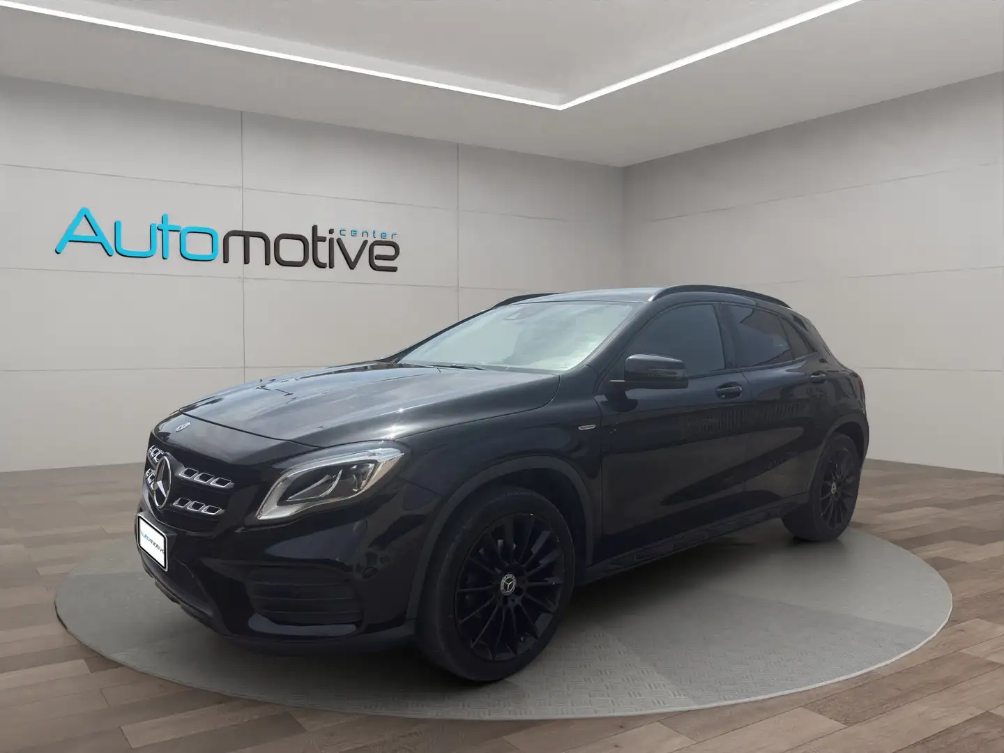 Mercedes-Benz GLA 200 GLA 200 d Premium auto - 1