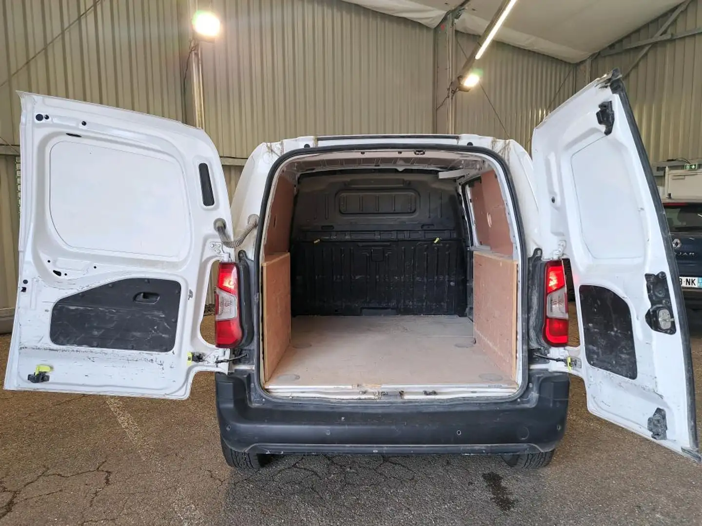 Citroen Berlingo 1.5 BlueHDi 100 Blanc - 2