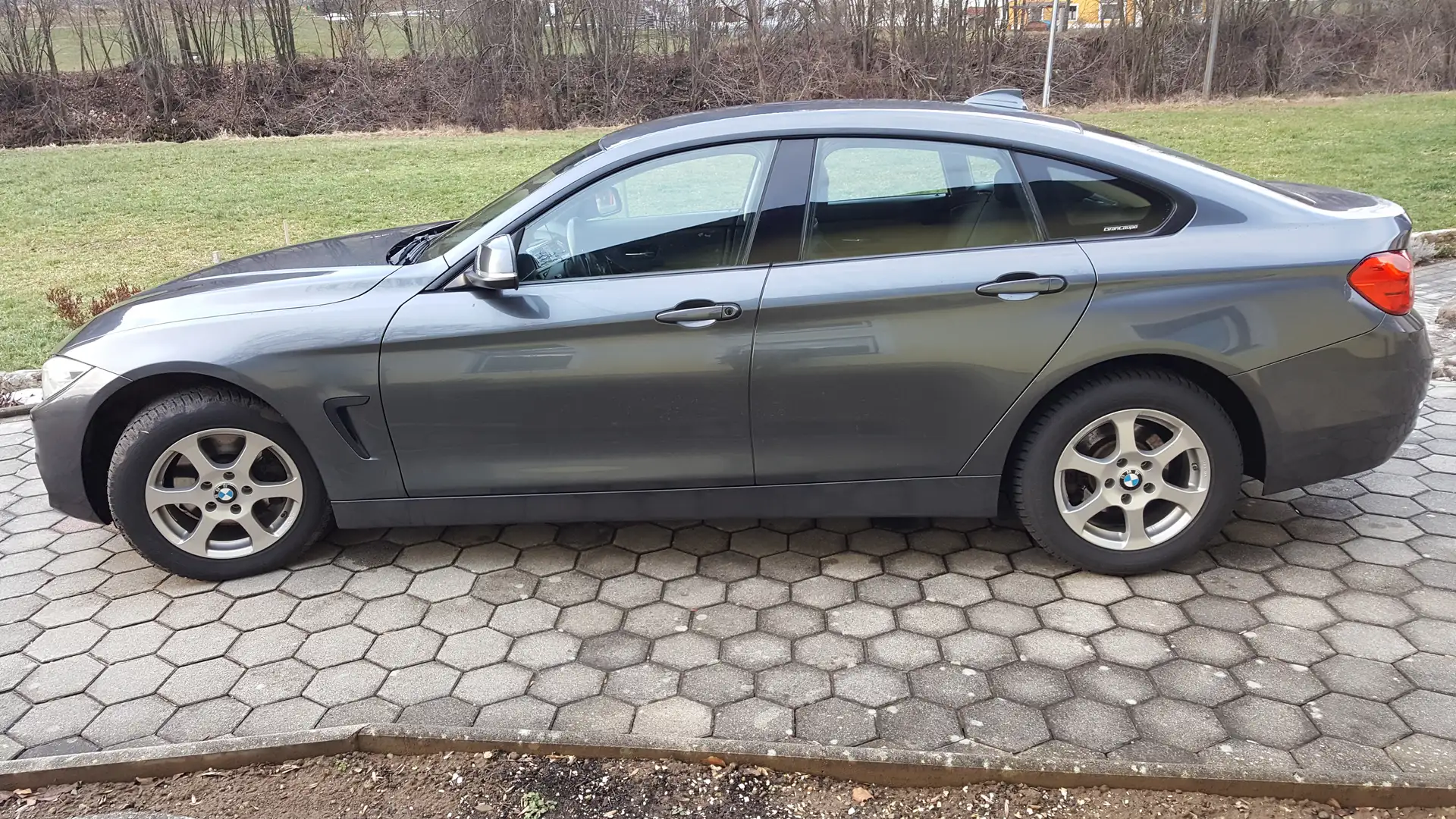 BMW 420 420 xd Gran Coupe Grau - 1
