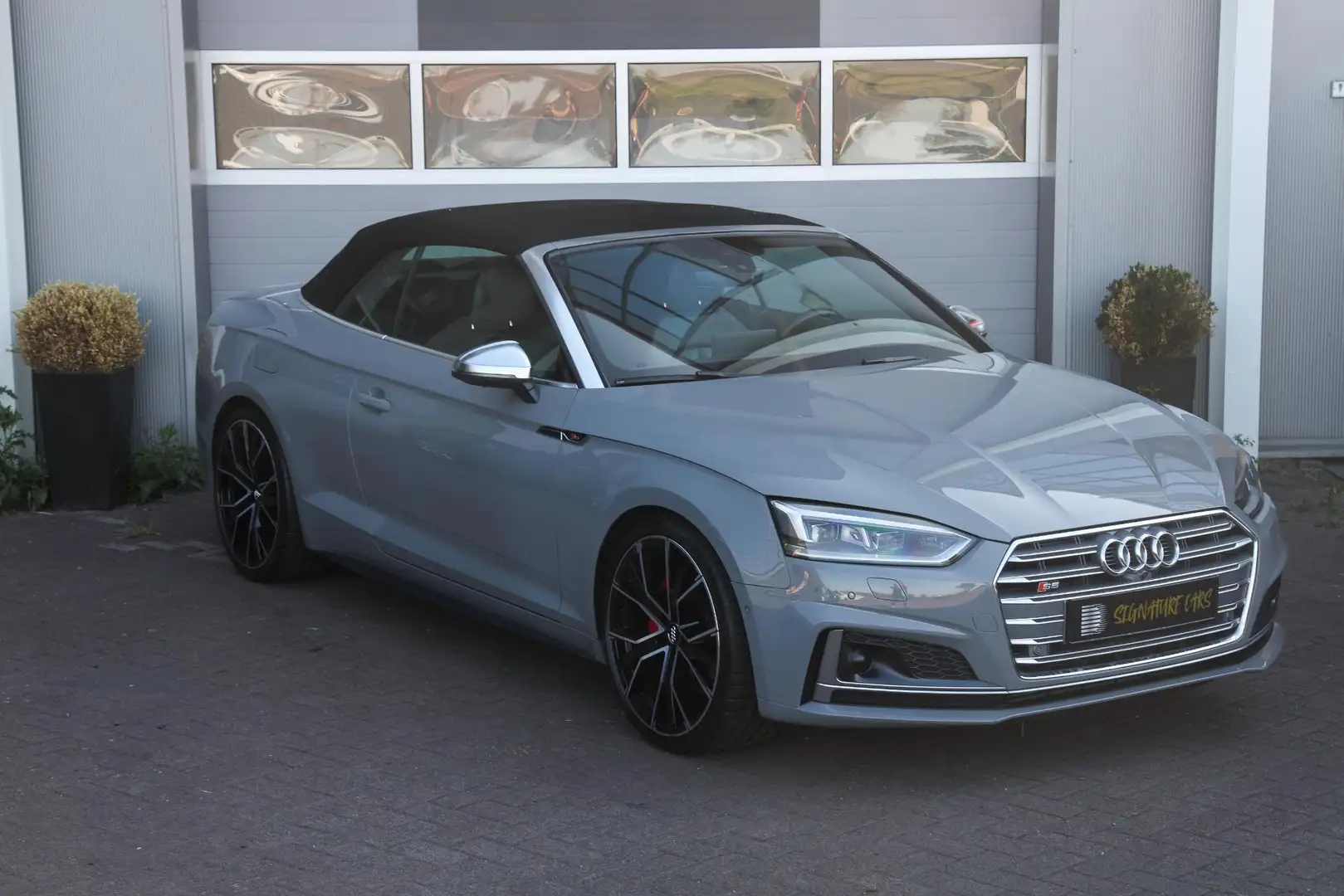 Audi S5 Cabriolet 3.0 TFSI Quattro Pro Line Plus Individua Grijs - 1