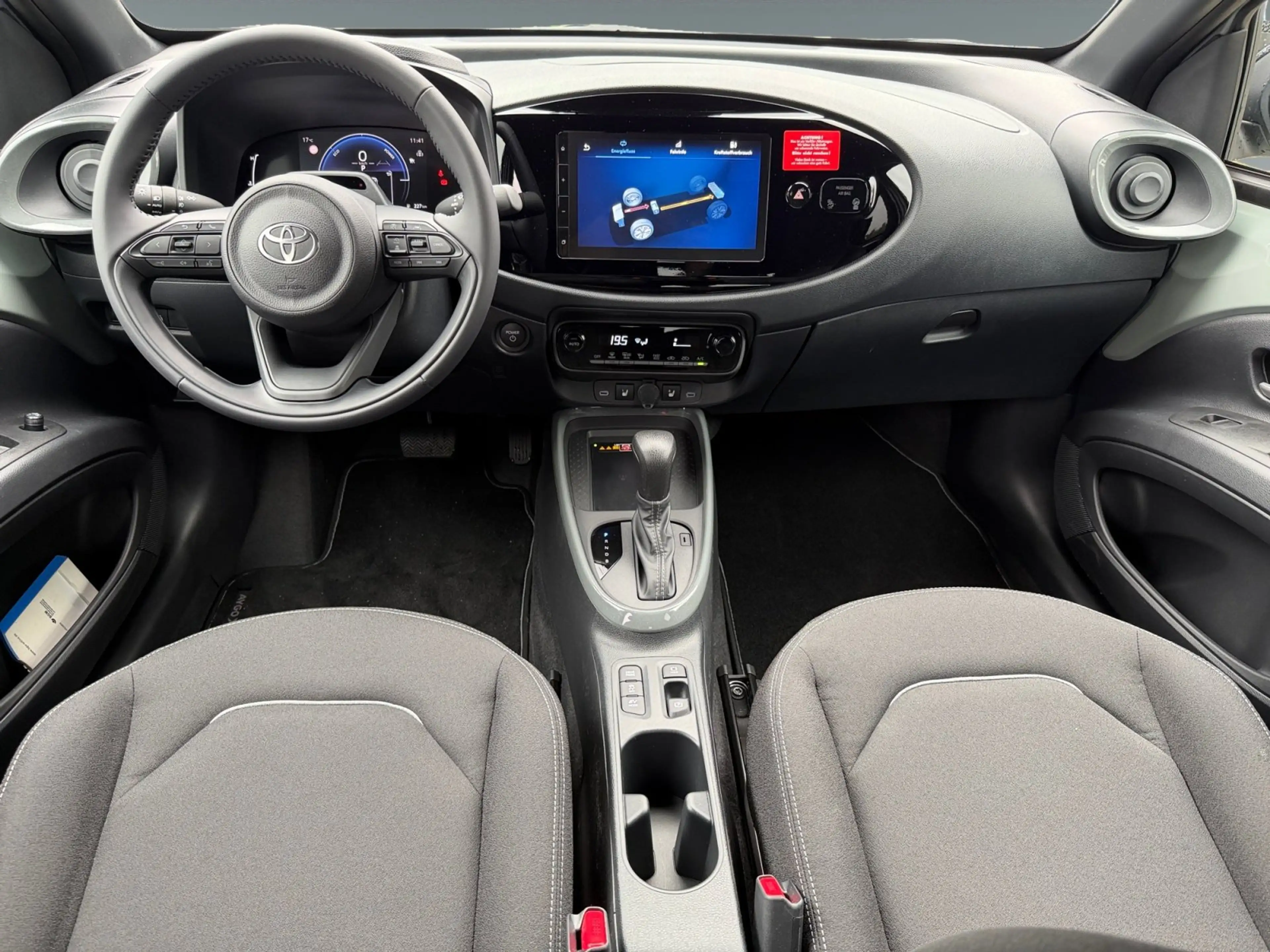 Toyota Aygo X Aygo 1.5 Teamplayer Kamera+SHZ+AUT+Kamera+ACC — photo 11