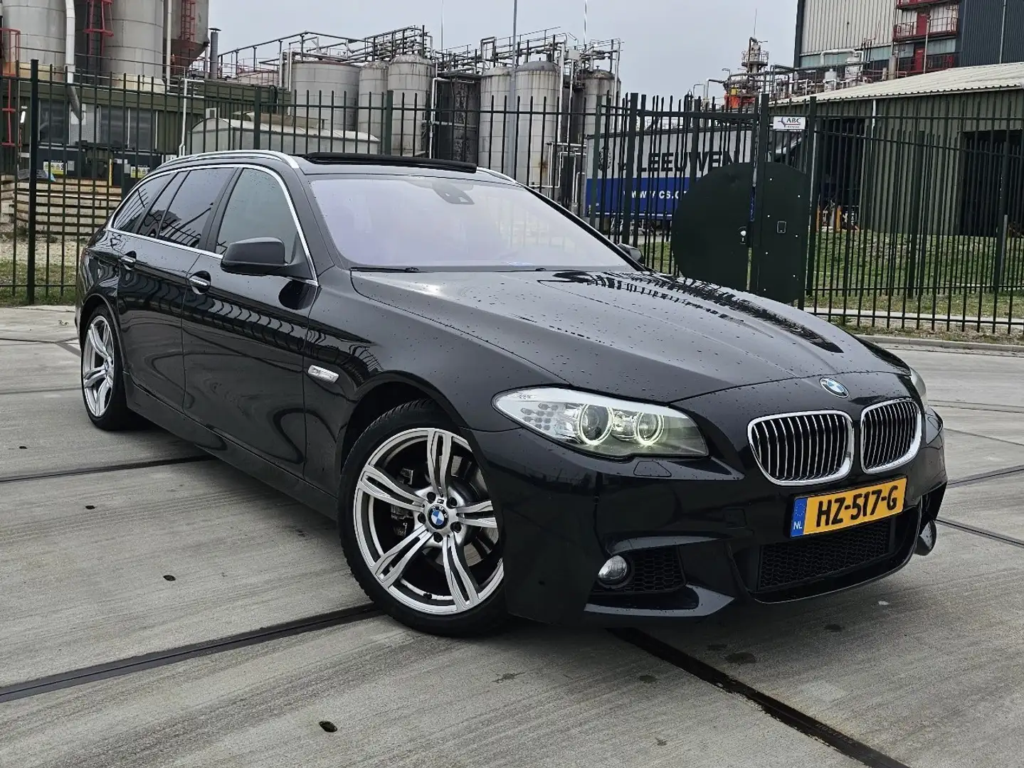 BMW 520 High Executive Zwart - 1