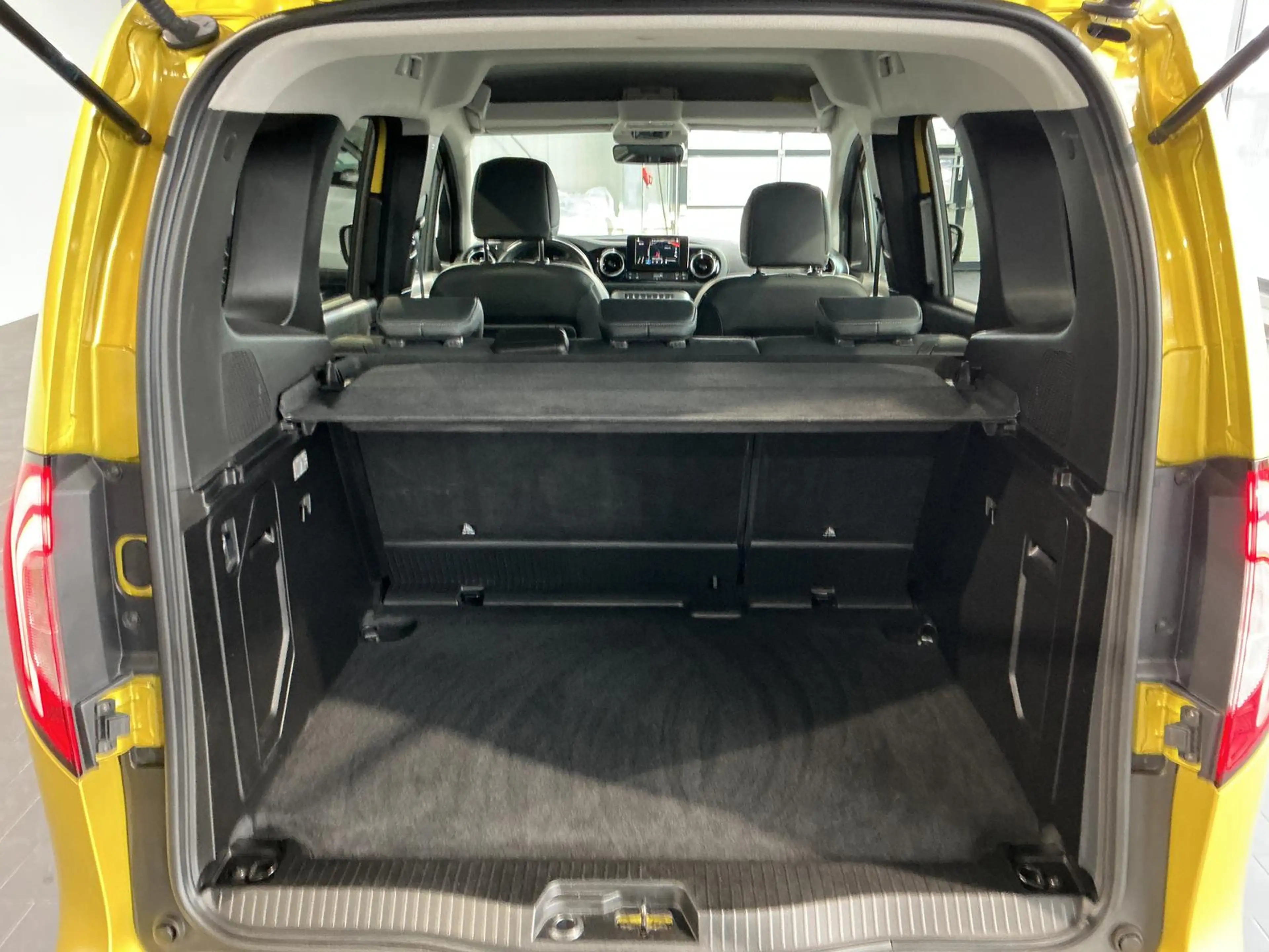 Mercedes-Benz T-Class d+Edition+LED+Automatik+ALU+AHK — photo 8