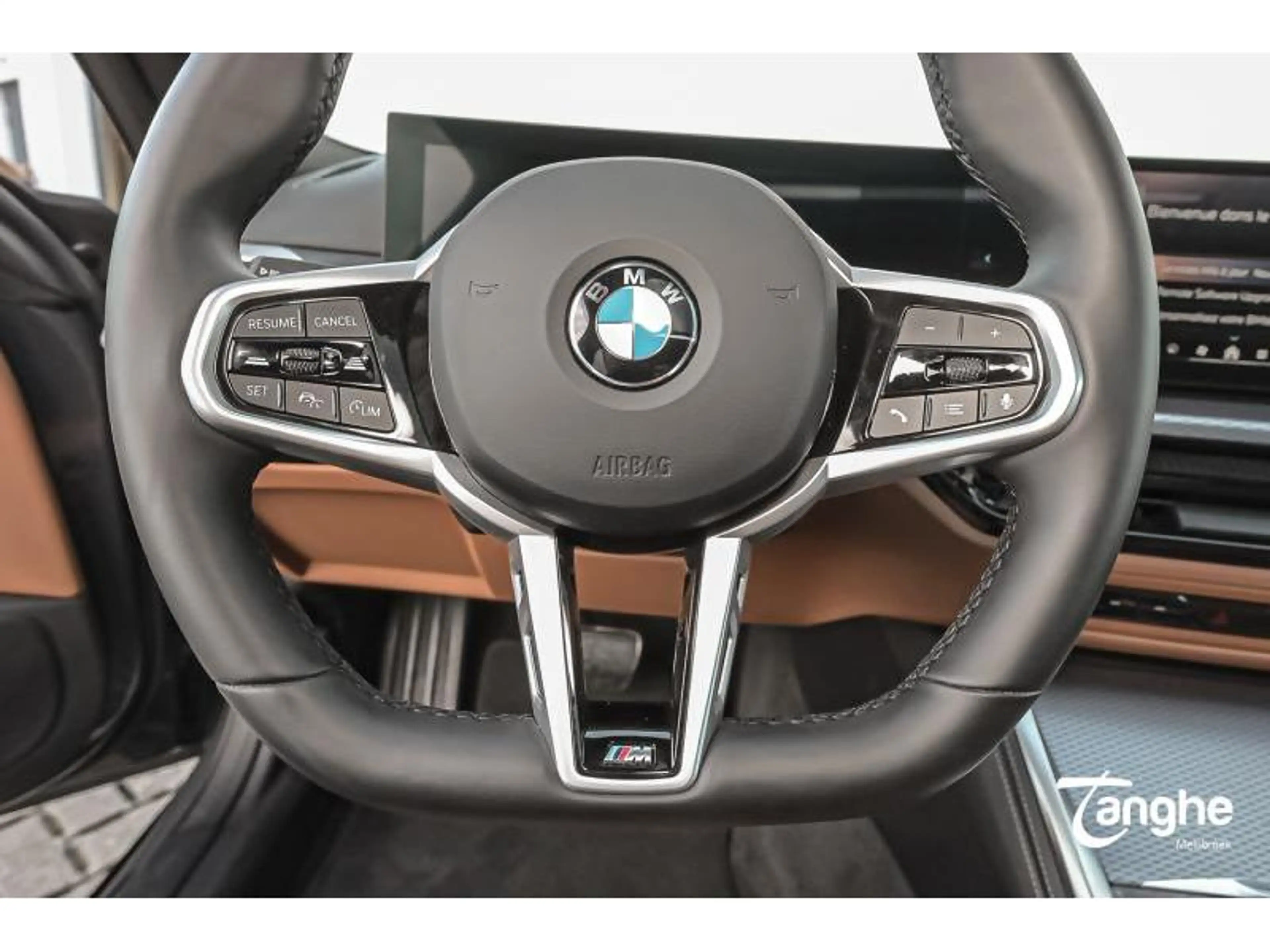 BMW i4 xDrive40 Gran Coupe — photo 9