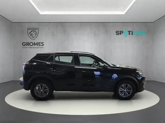 Peugeot 2008 view 2