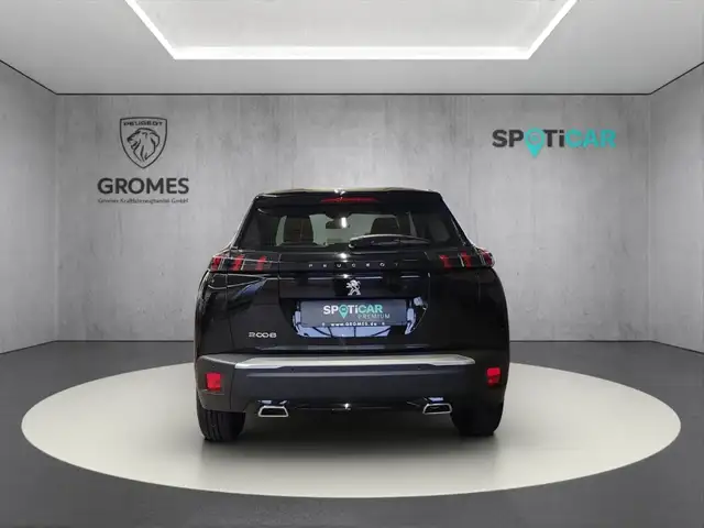 Peugeot 2008 view 4
