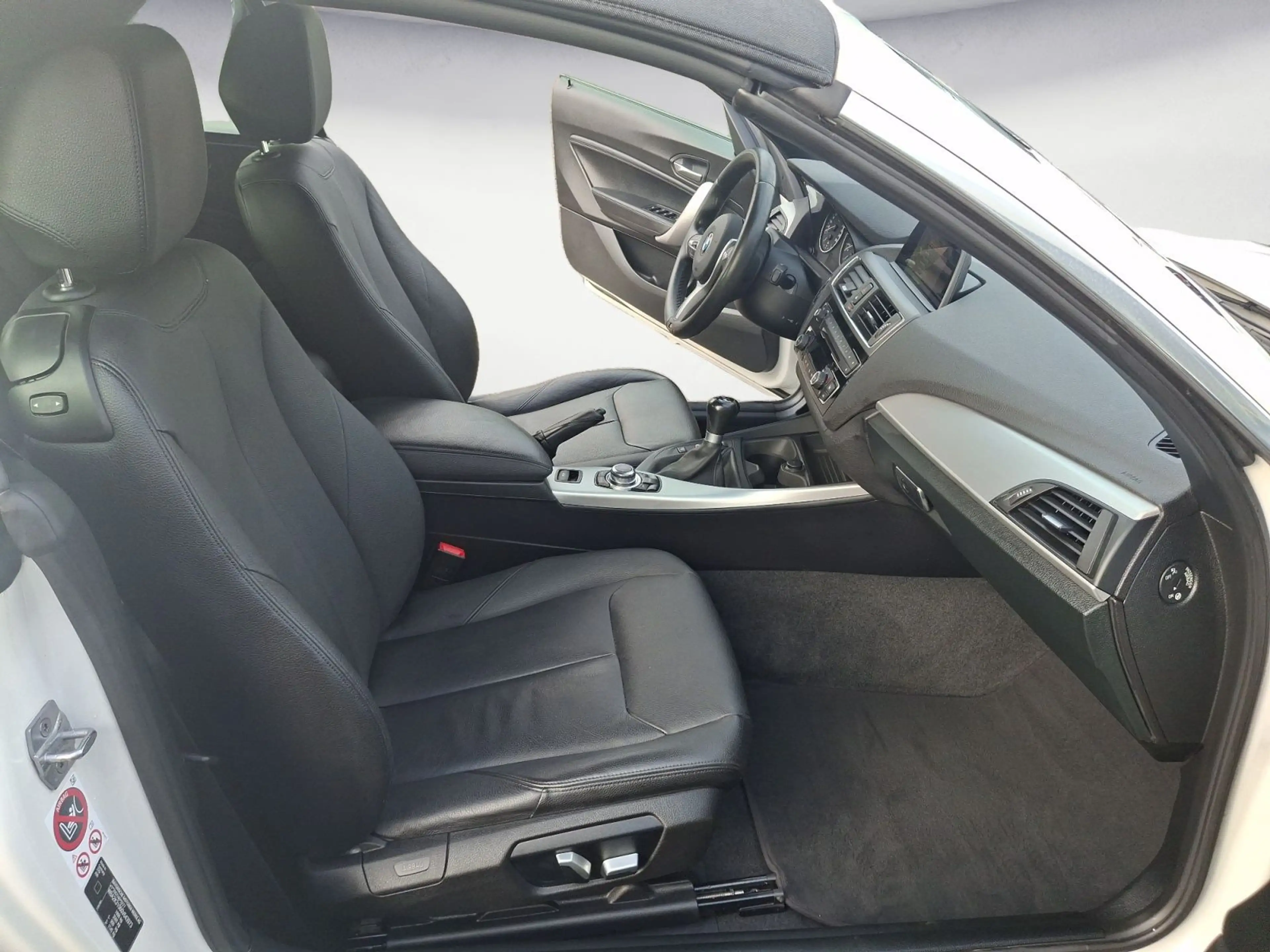BMW 220 1C (220I CABRIO) — photo 13