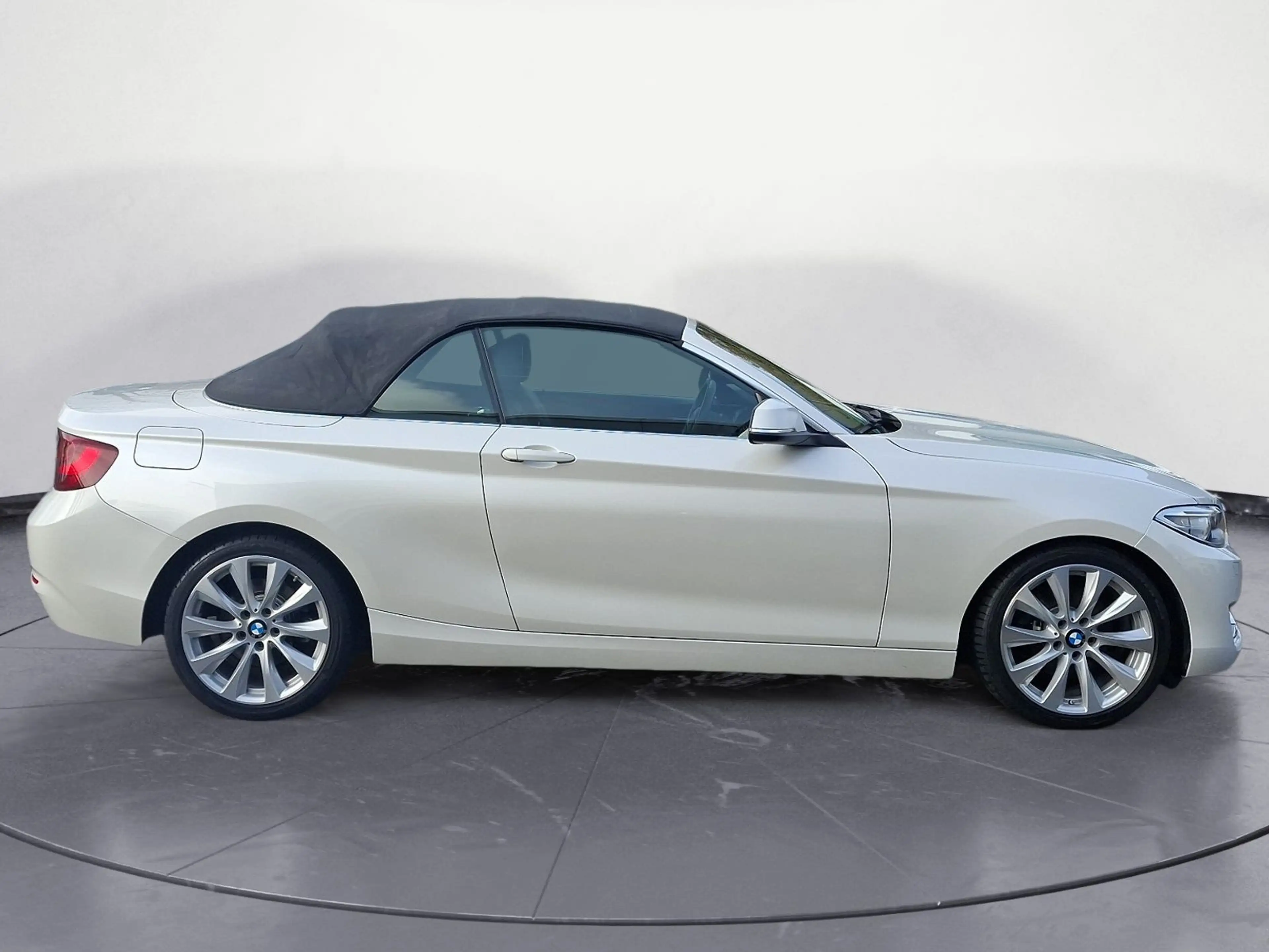 BMW 220 1C (220I CABRIO) — photo 6