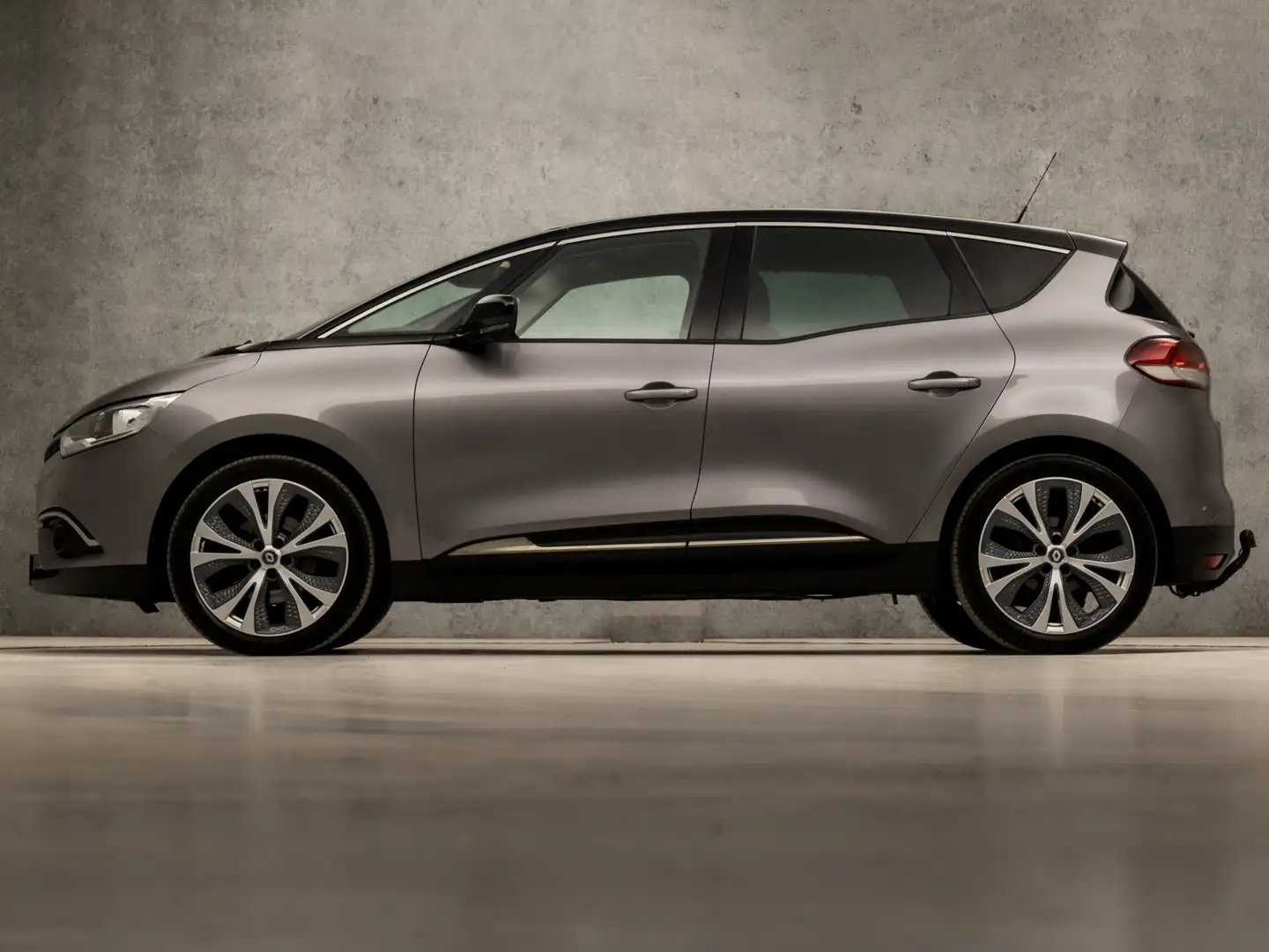 Renault Scenic 1.2 TCe Sport Collection (APPLE CARPLAY, GROOT NAV Grijs - 2