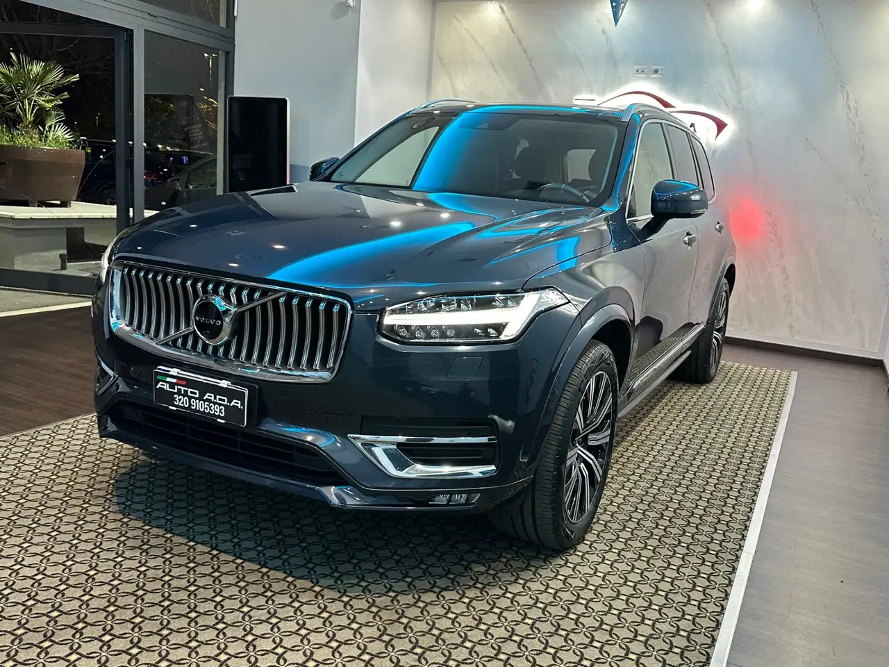 Volvo XC90 B5 (d) AWD Geartronic R-design, миниатюра 2